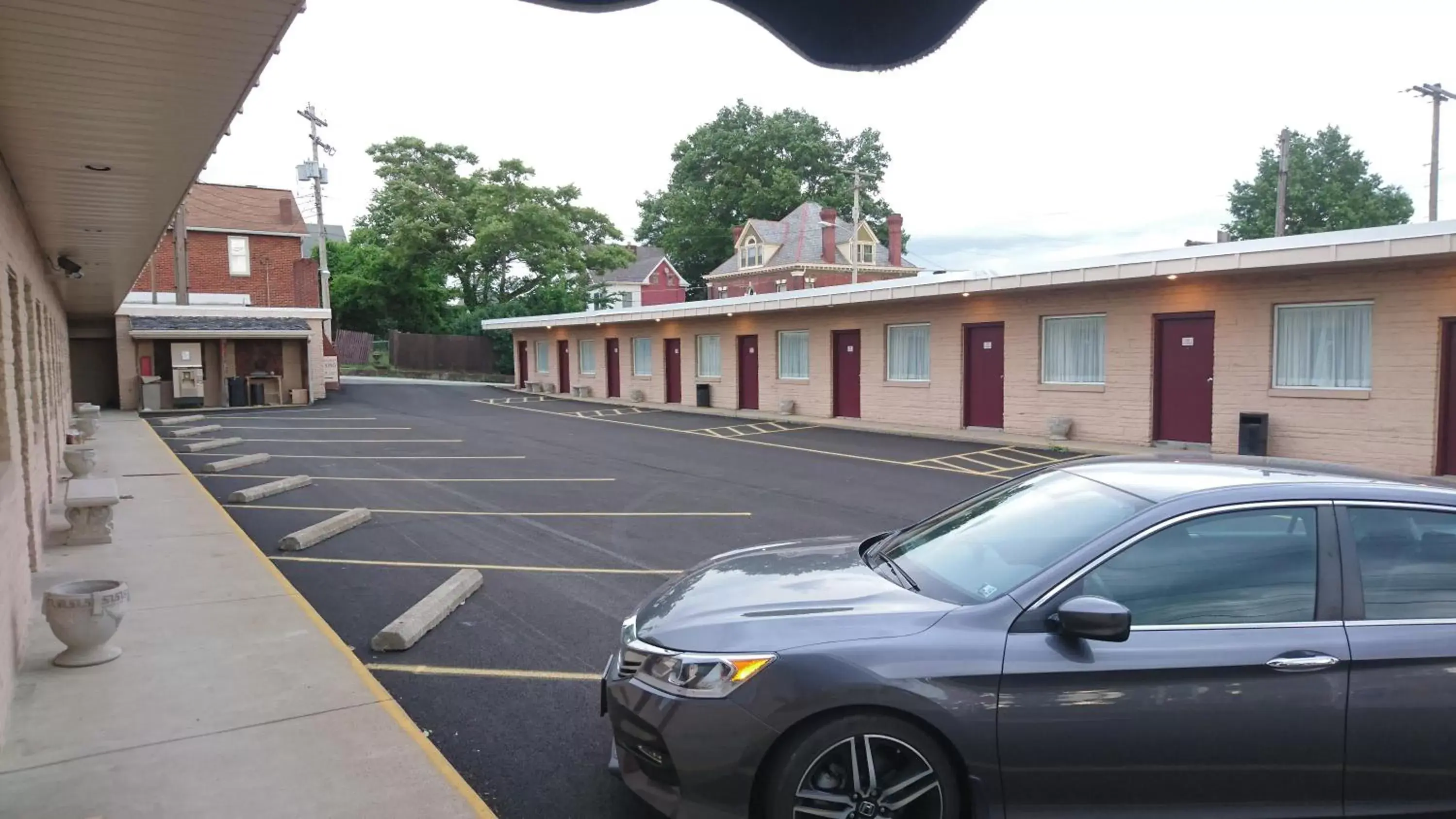 Property Building in Heritage Inn