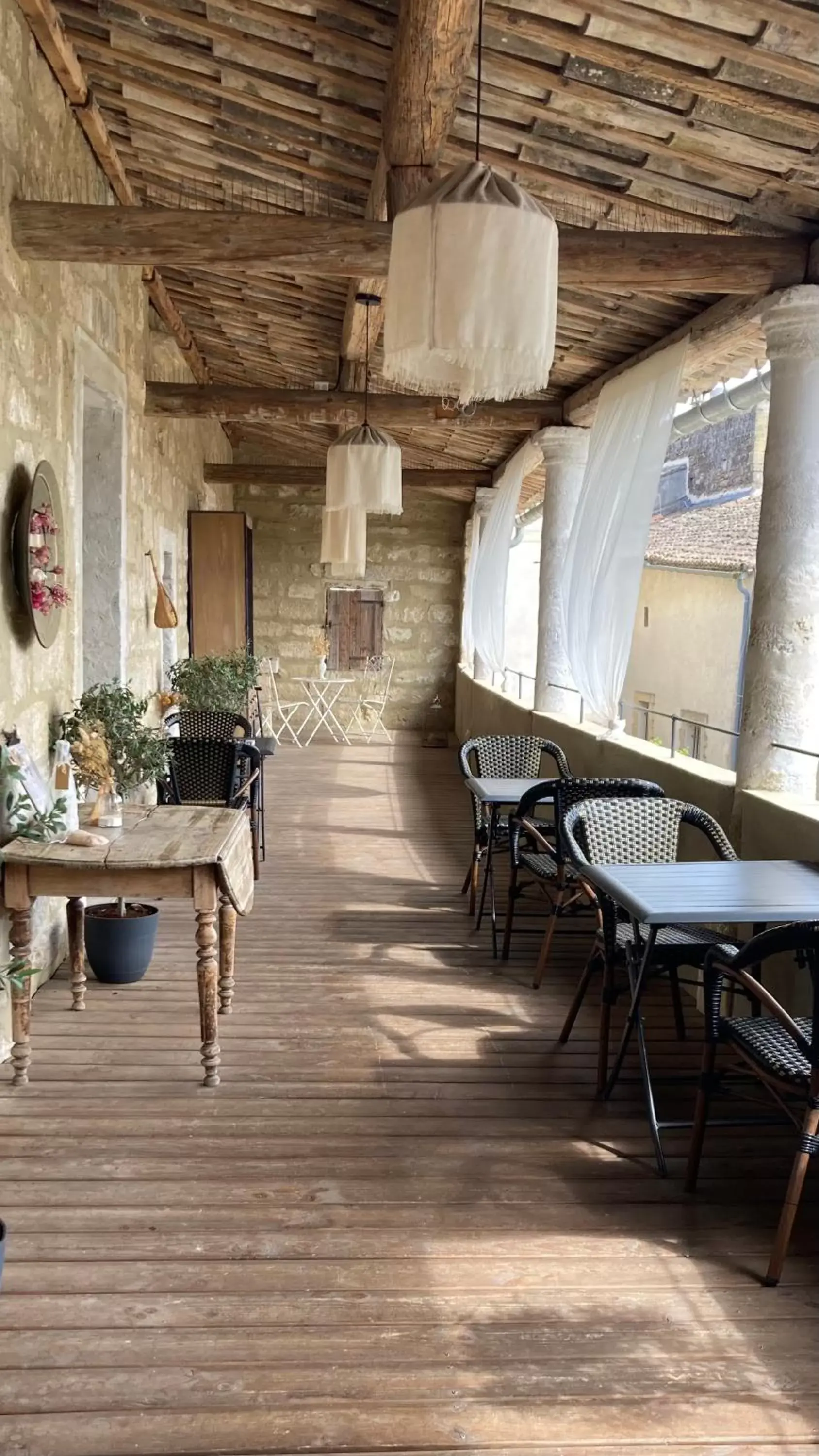Balcony/Terrace, Restaurant/Places to Eat in La Maison D'Aimé