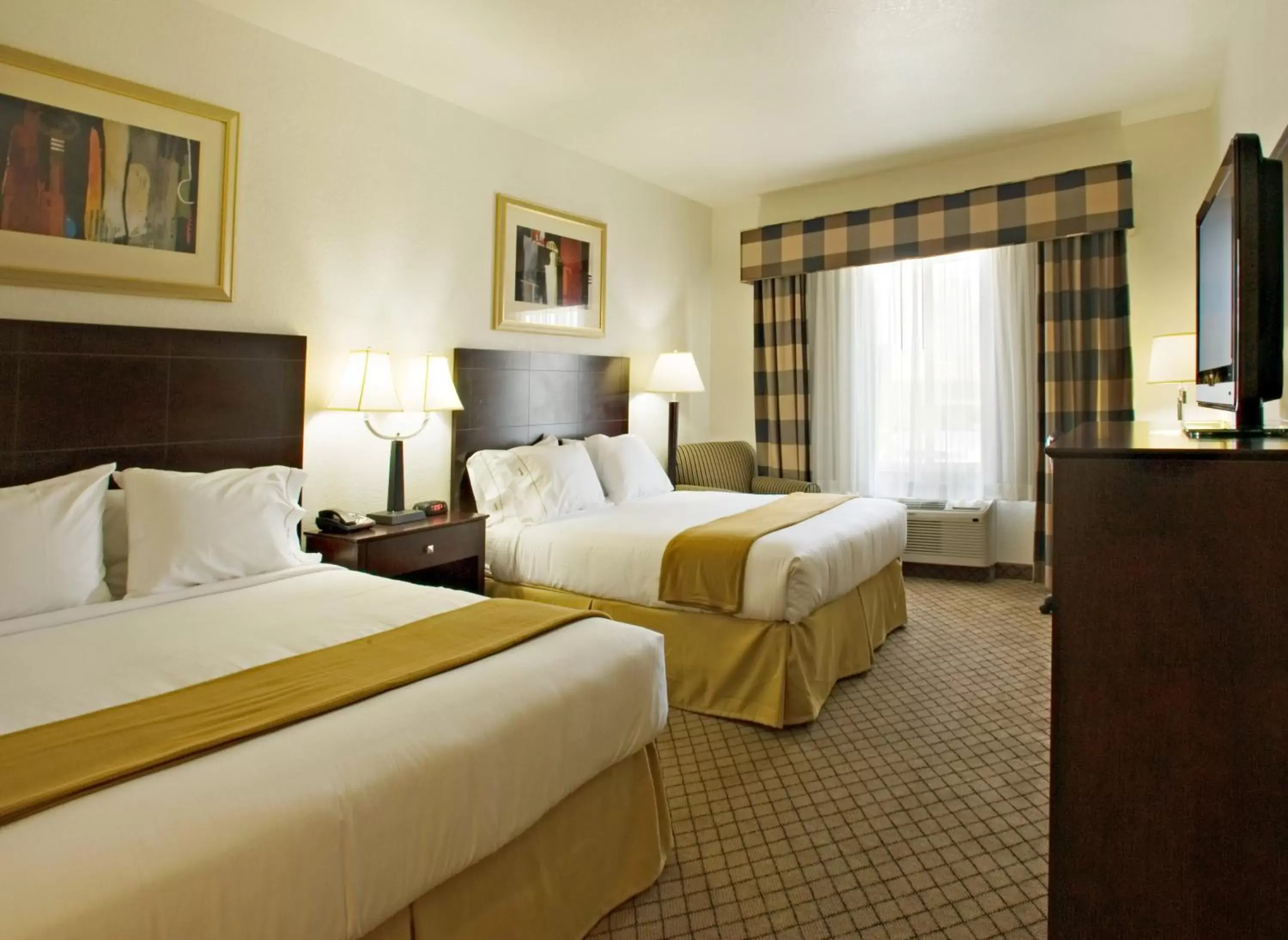Photo of the whole room, Bed in Holiday Inn Express Childress, an IHG Hotel