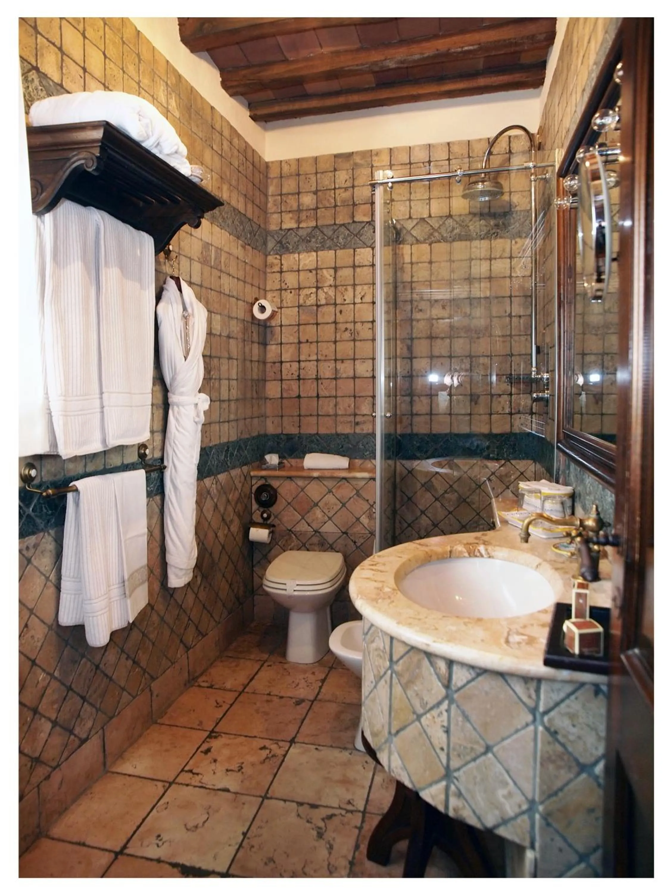 Bathroom in Relais Todini - Residenza d'epoca - Luxury Historic house