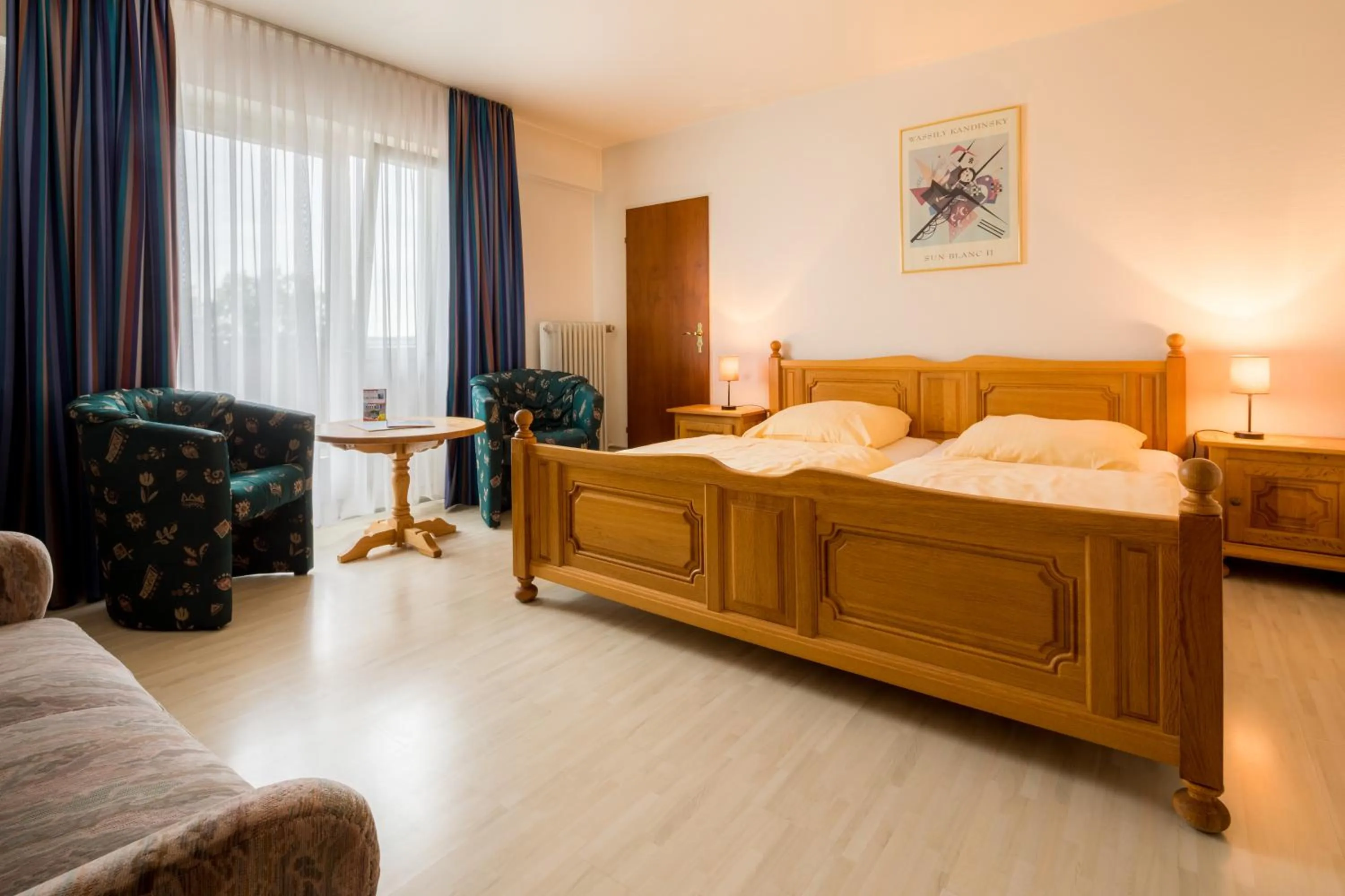 Photo of the whole room, Bed in Hotel Buschhausen