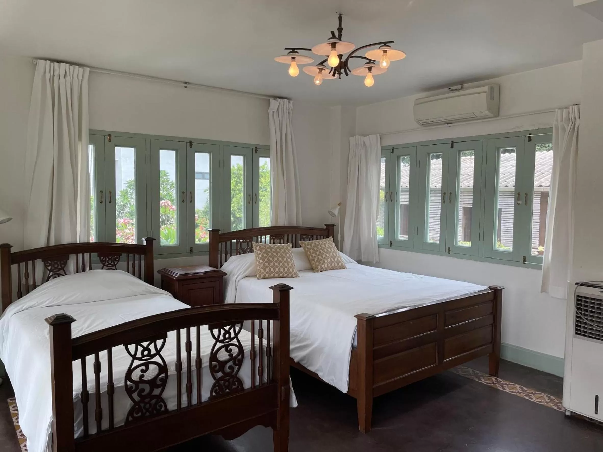 Bed in Villa Duangchampa