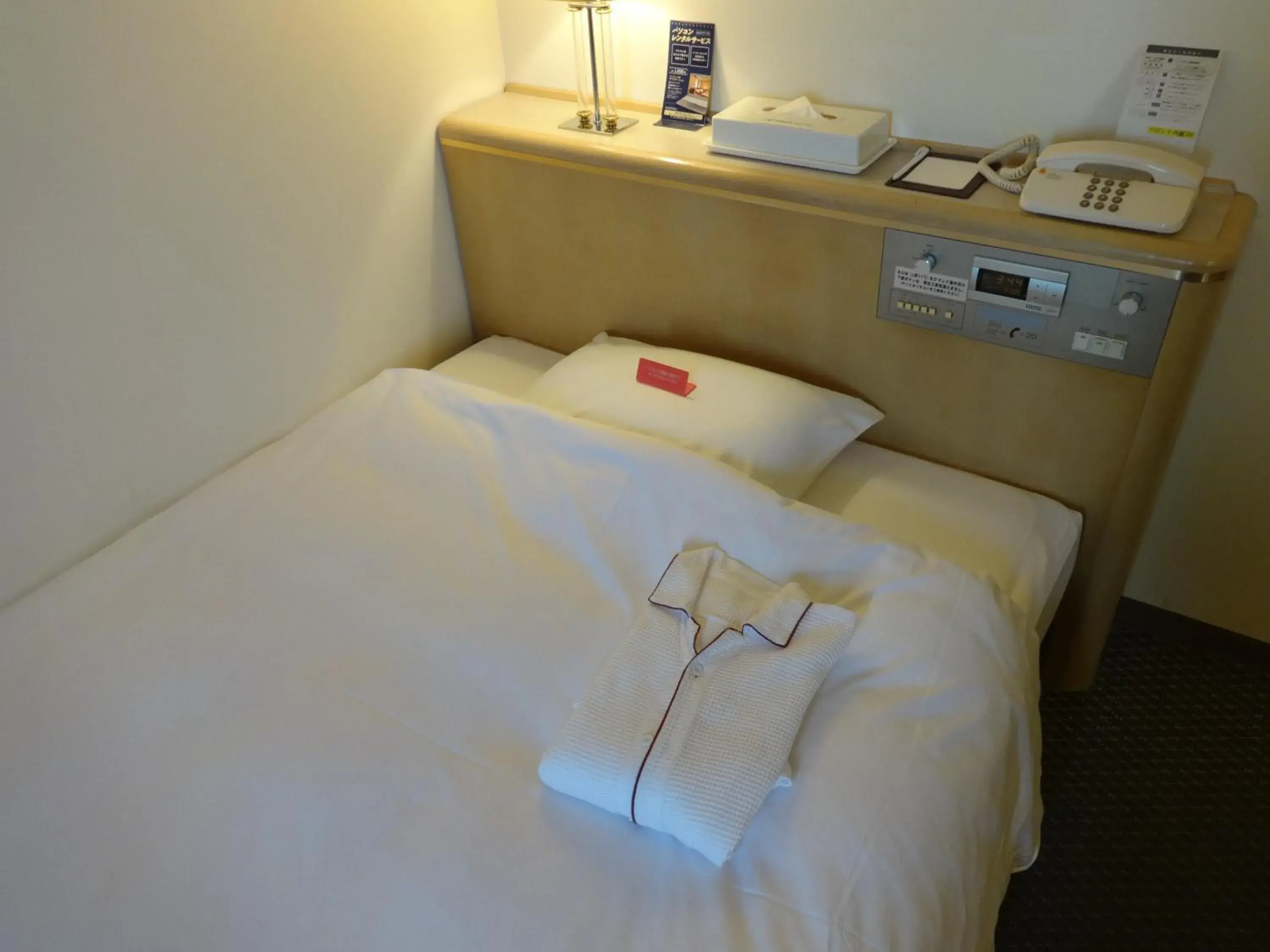 Bedroom, Bed in Nest Hotel Matsuyama