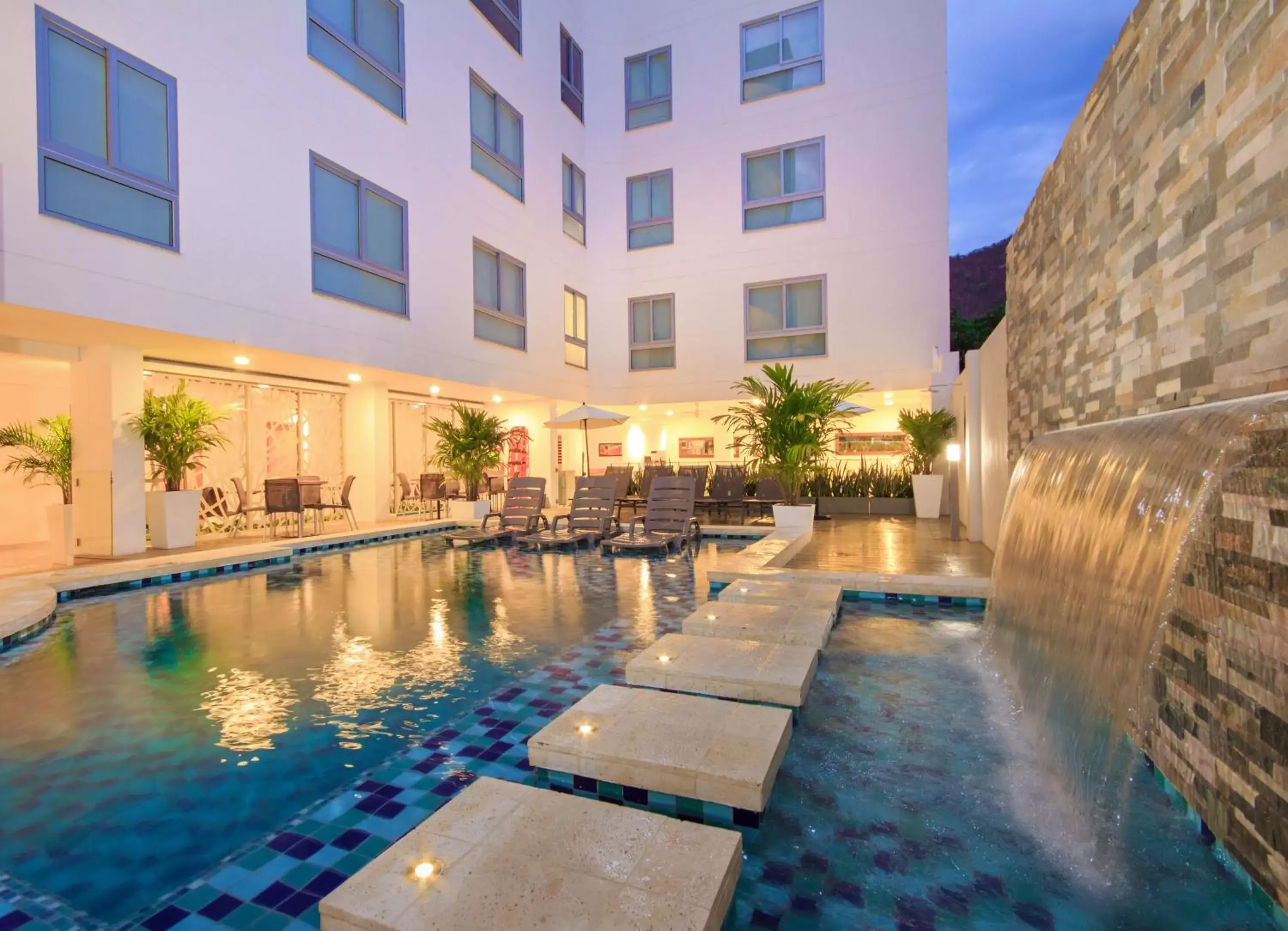 Swimming Pool in Del Mar Hotel