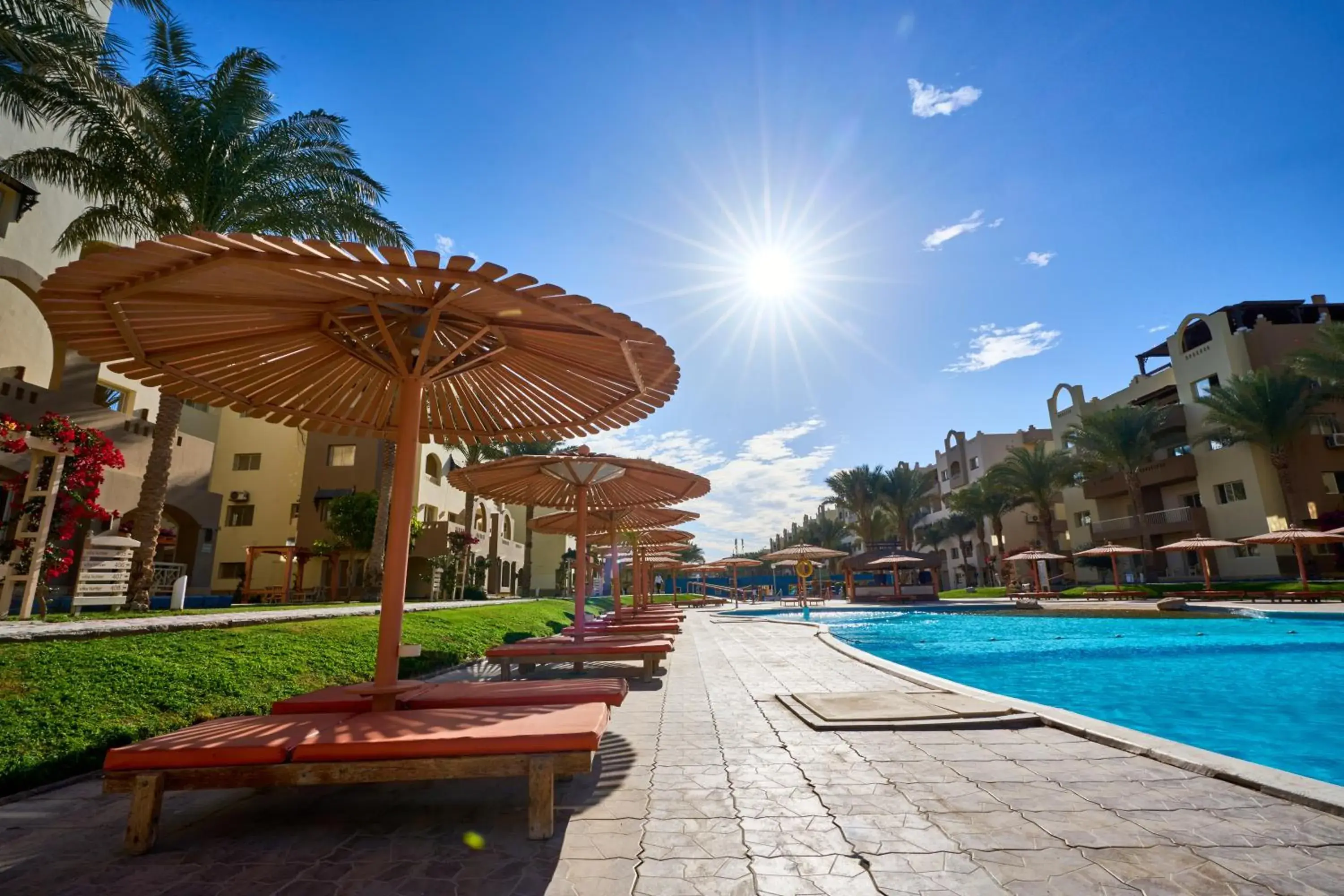 Sunrise, Swimming Pool in El Karma Beach Resort & Aqua Park - Hurghada