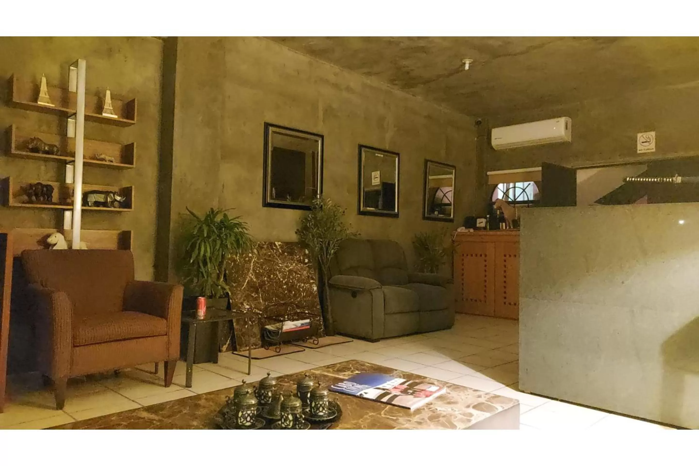 Lobby or reception, Lobby/Reception in OYO Hotel Aeropuerto, San José del Cabo