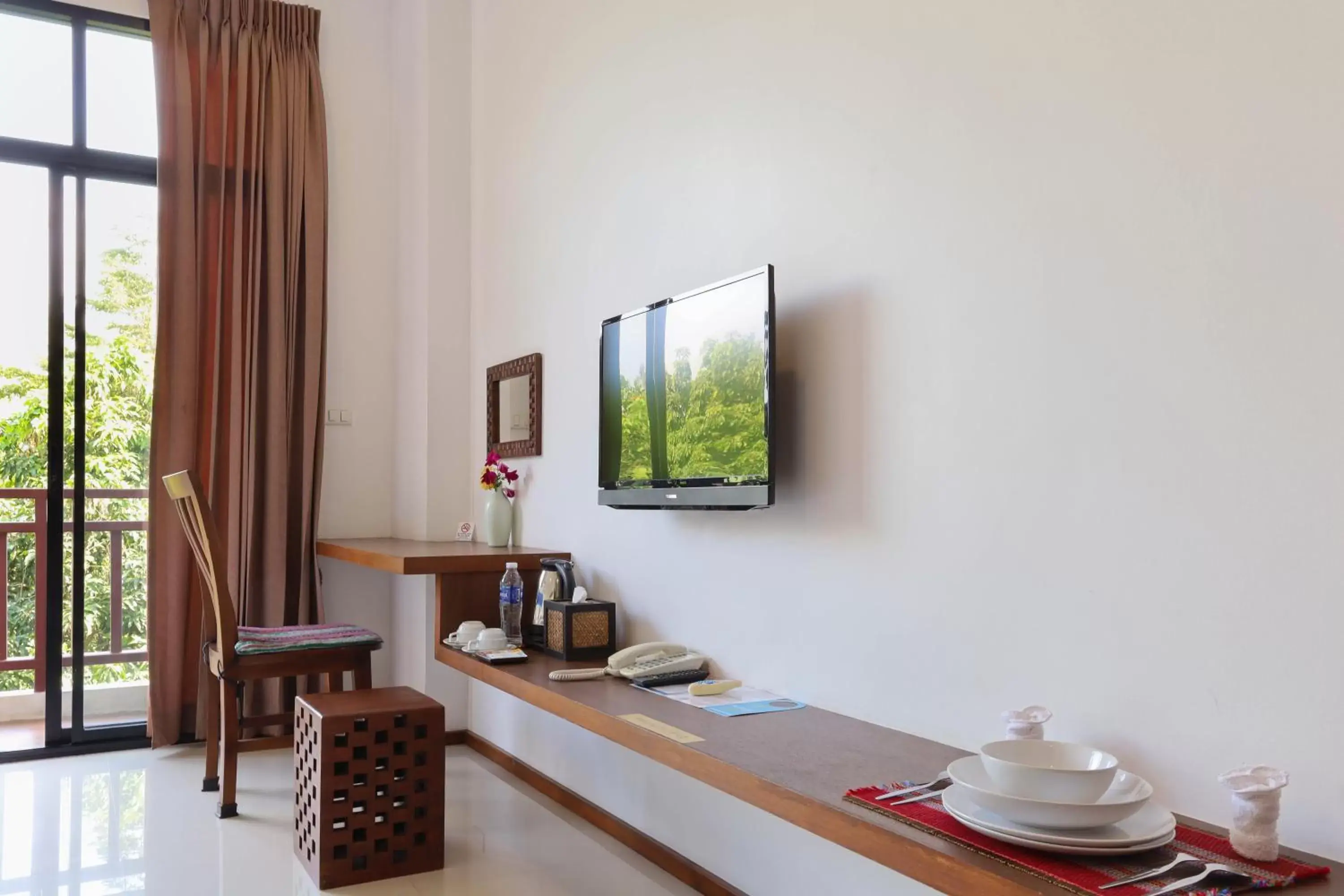 TV/Entertainment Center in The Choice Hotel - Adults Only