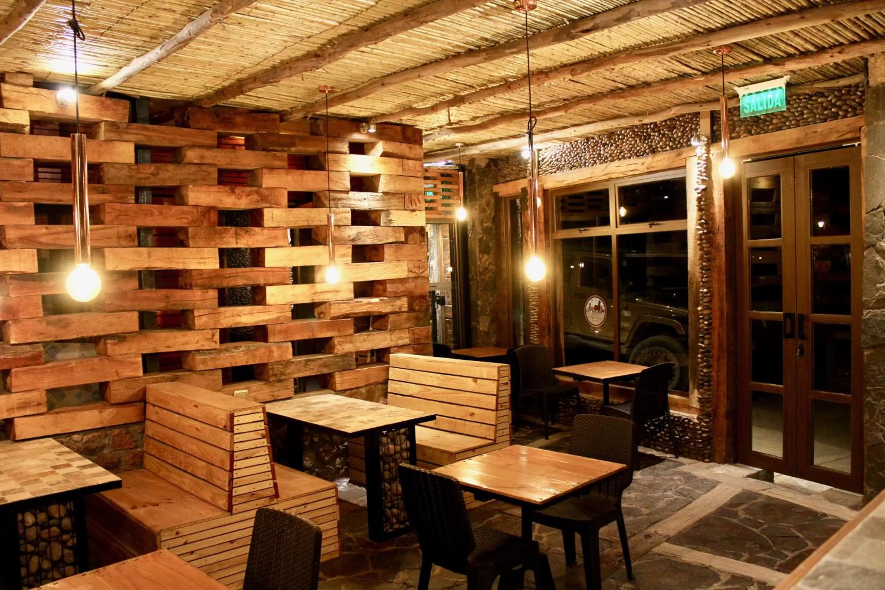 Lounge or bar, Restaurant/Places to Eat in Hotel Manada del Desierto