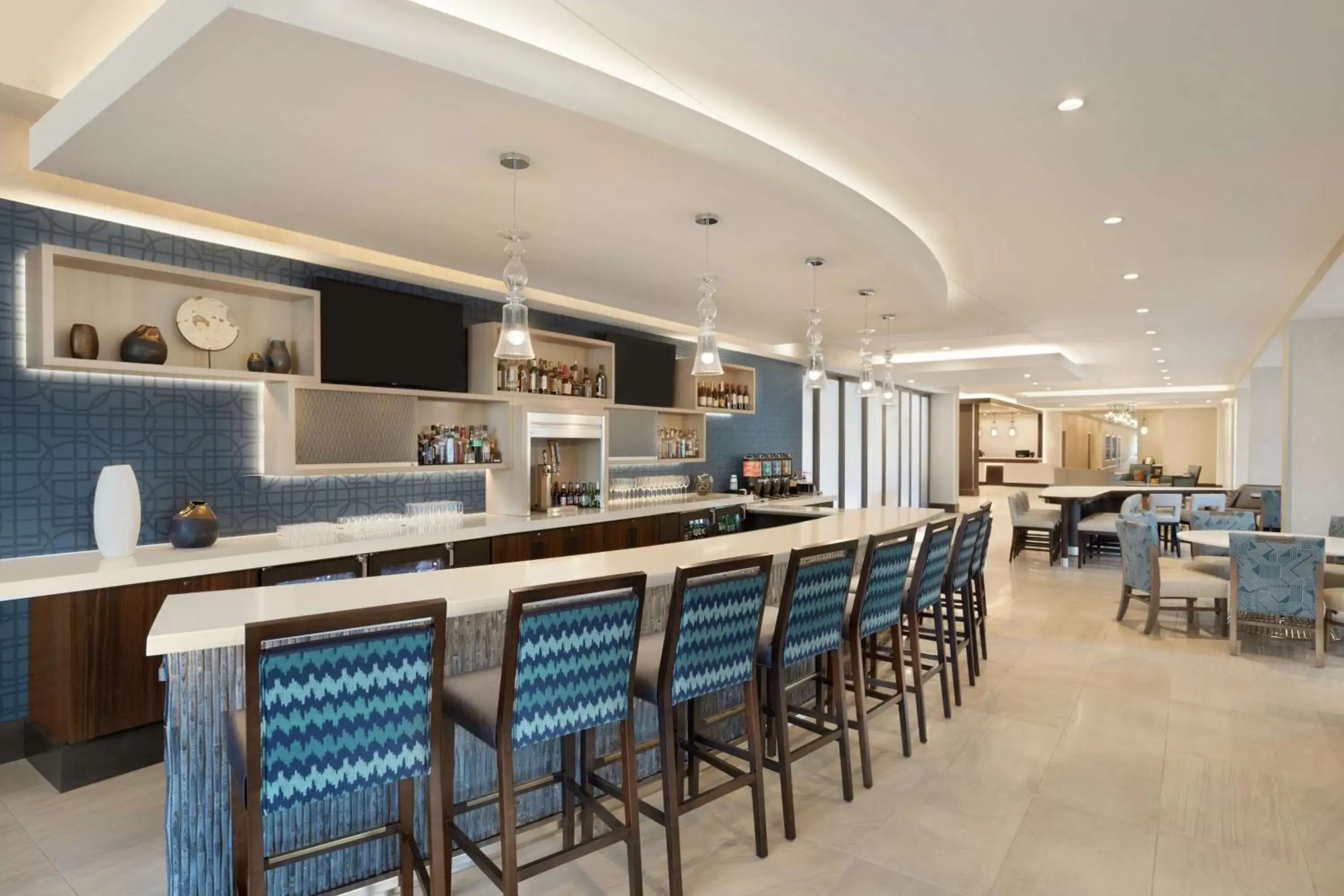 Lounge or bar, Lounge/Bar in Homewood Suites By Hilton Arlington Rosslyn Key Bridge