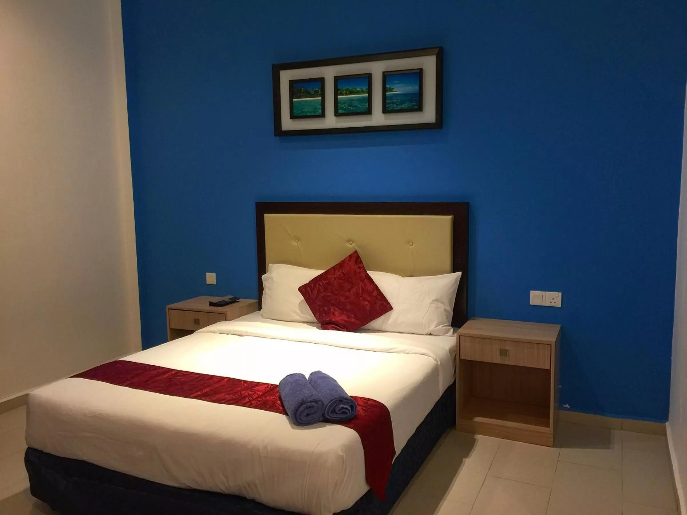 Photo of the whole room, Bed in Royal Agate Beach Resort