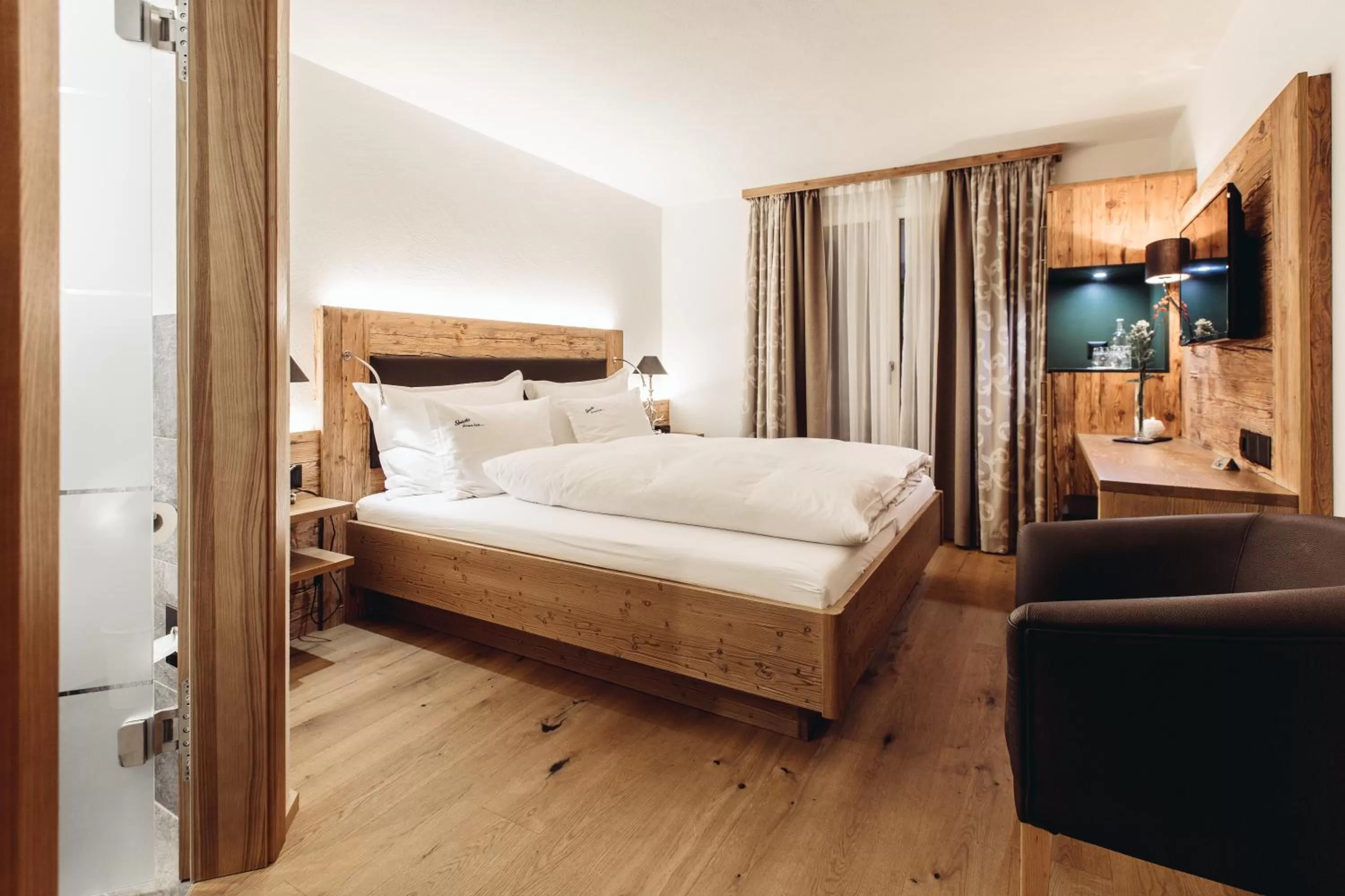 Bed in Hotel Spescha