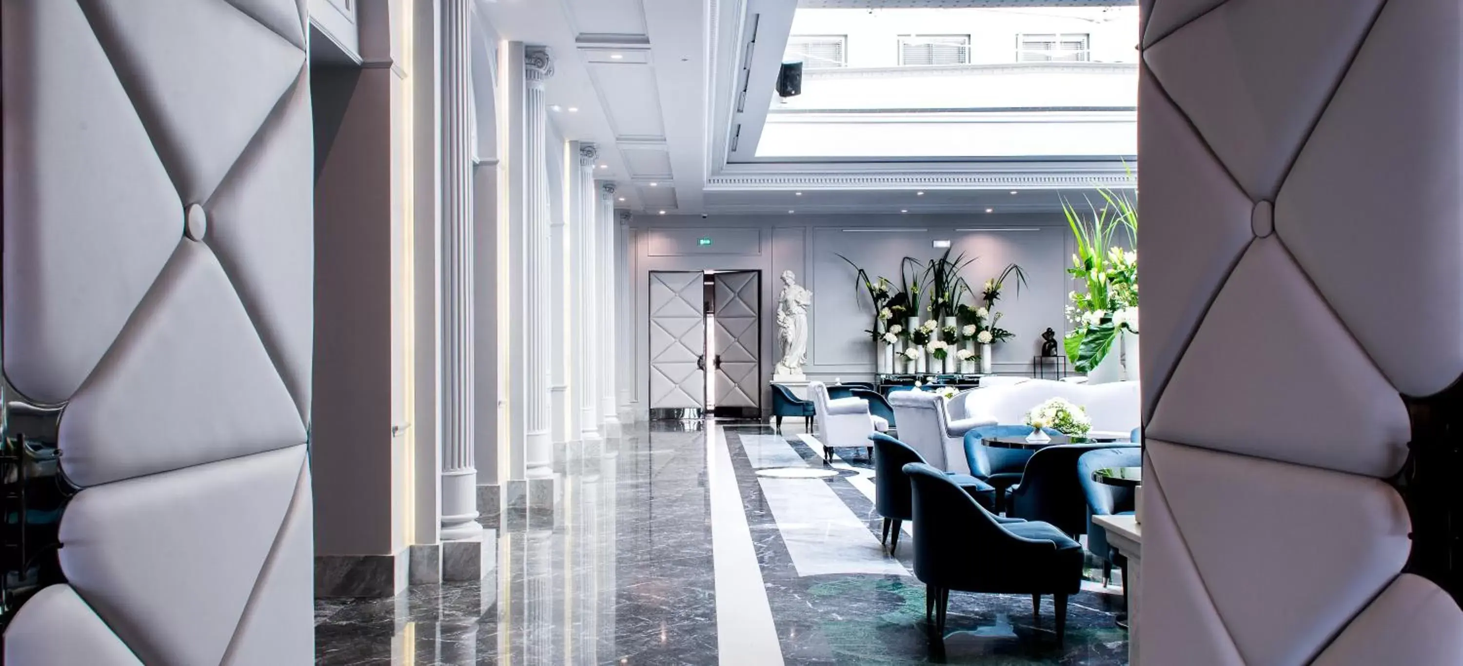 Lobby or reception in Boscolo Lyon Hotel & Spa