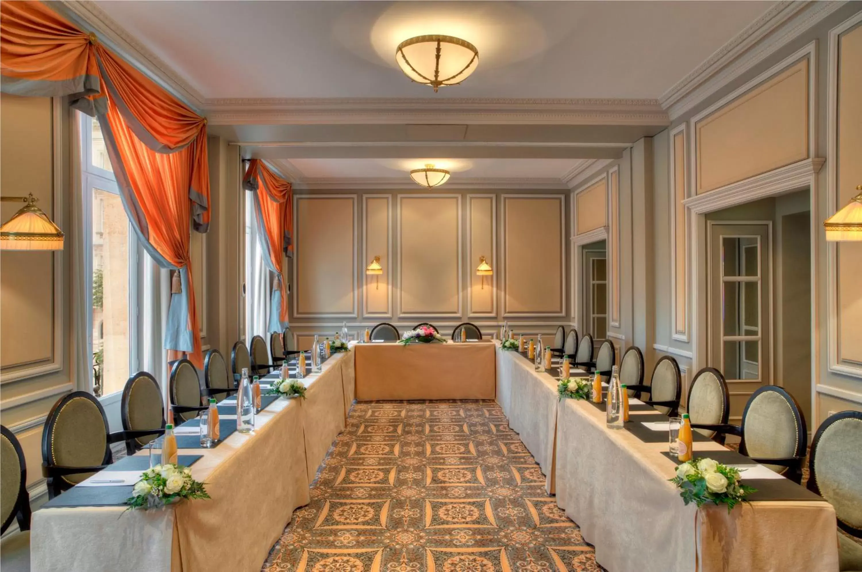 Meeting/conference room in InterContinental Bordeaux Le Grand Hotel, an IHG Hotel