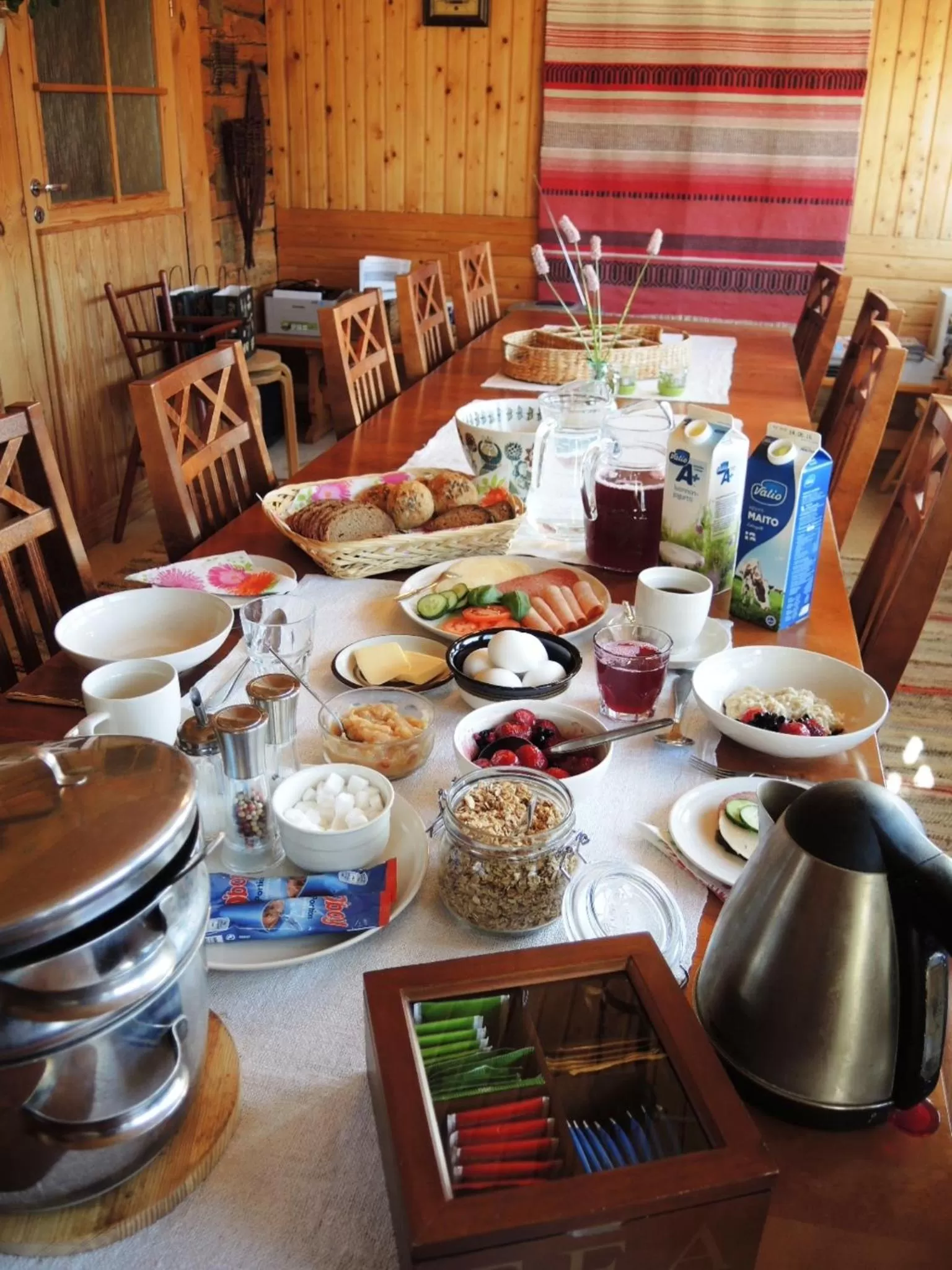 Buffet breakfast in Tuukkalan Tila B&B