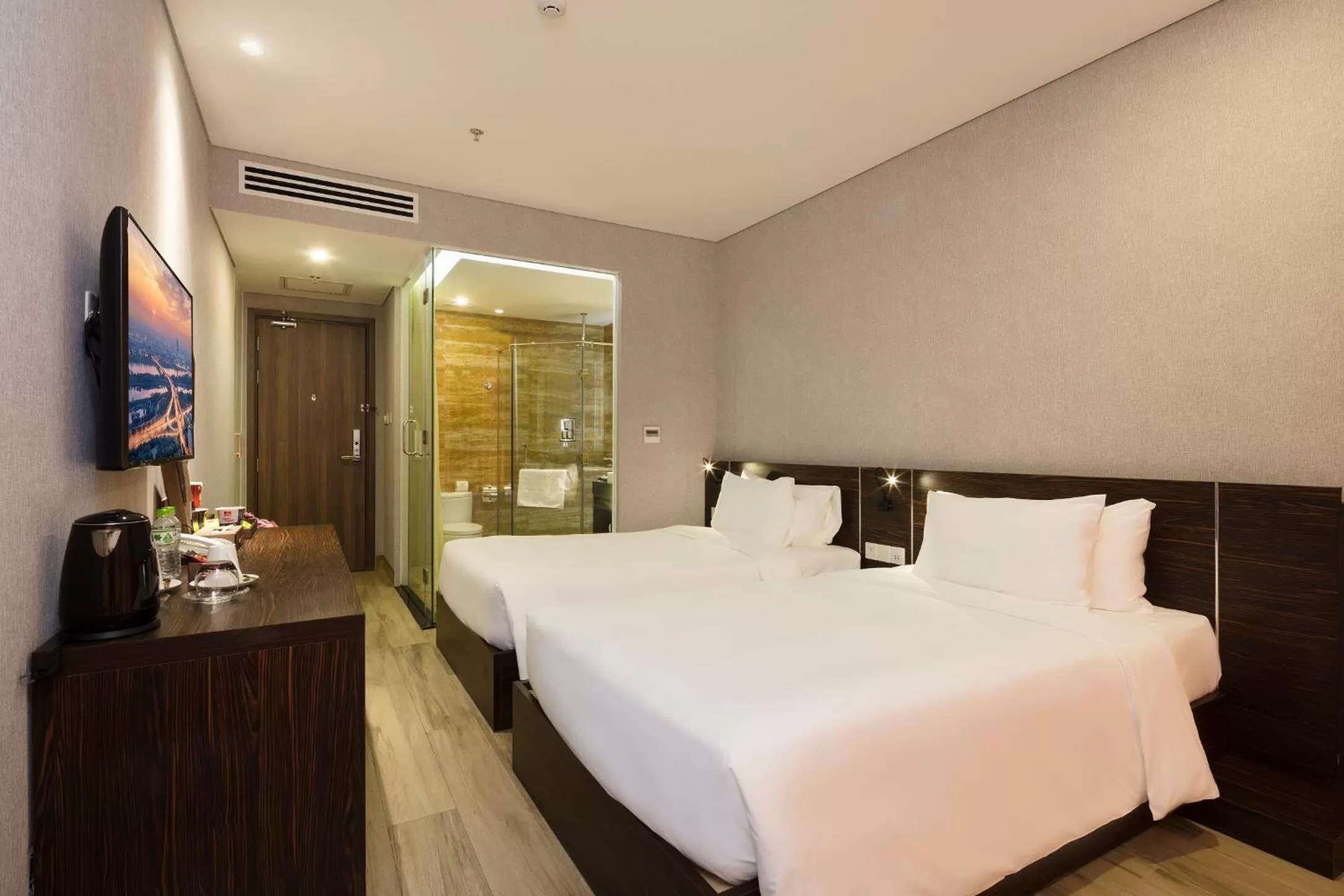 Bed in Emerald Bay Hotel & Spa Nha Trang