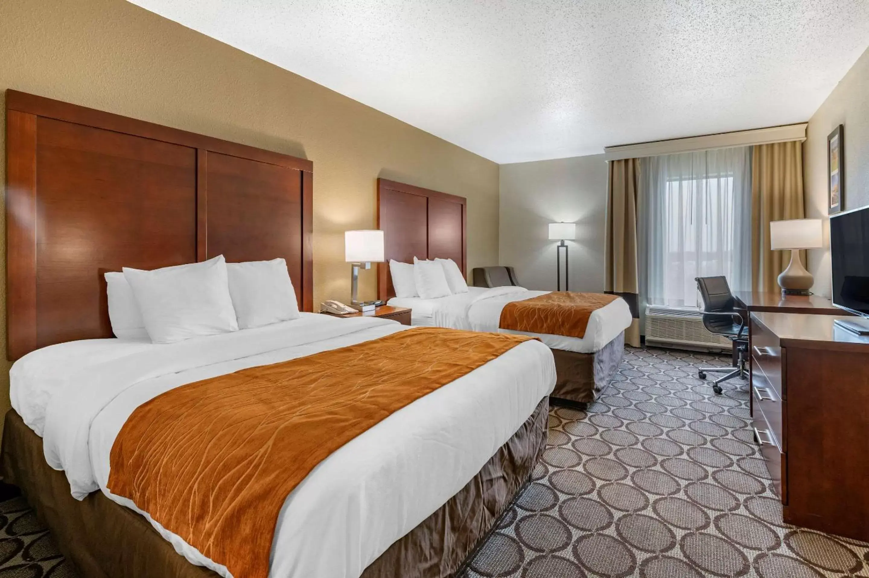 Photo of the whole room in Comfort Inn Cincinnati Airport Turfway Road