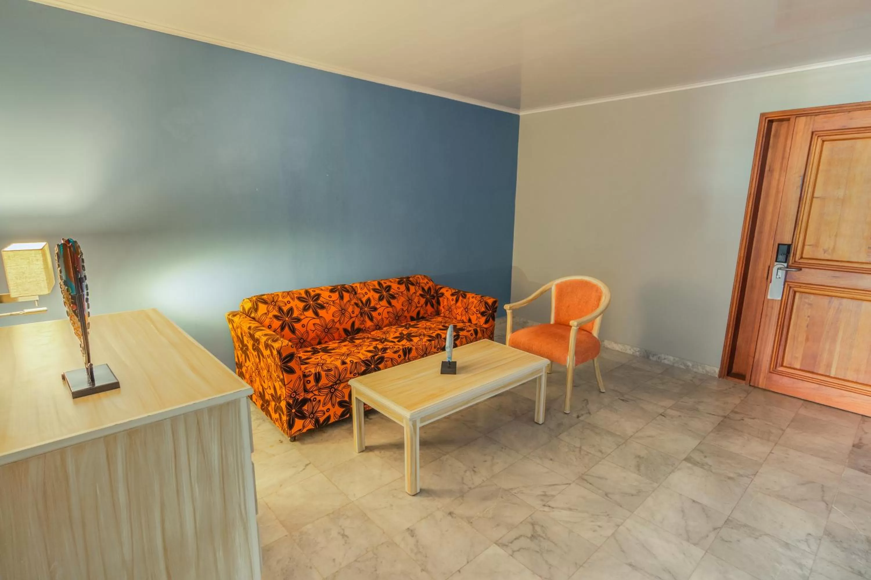 Living room in GHL Hotel Sunrise