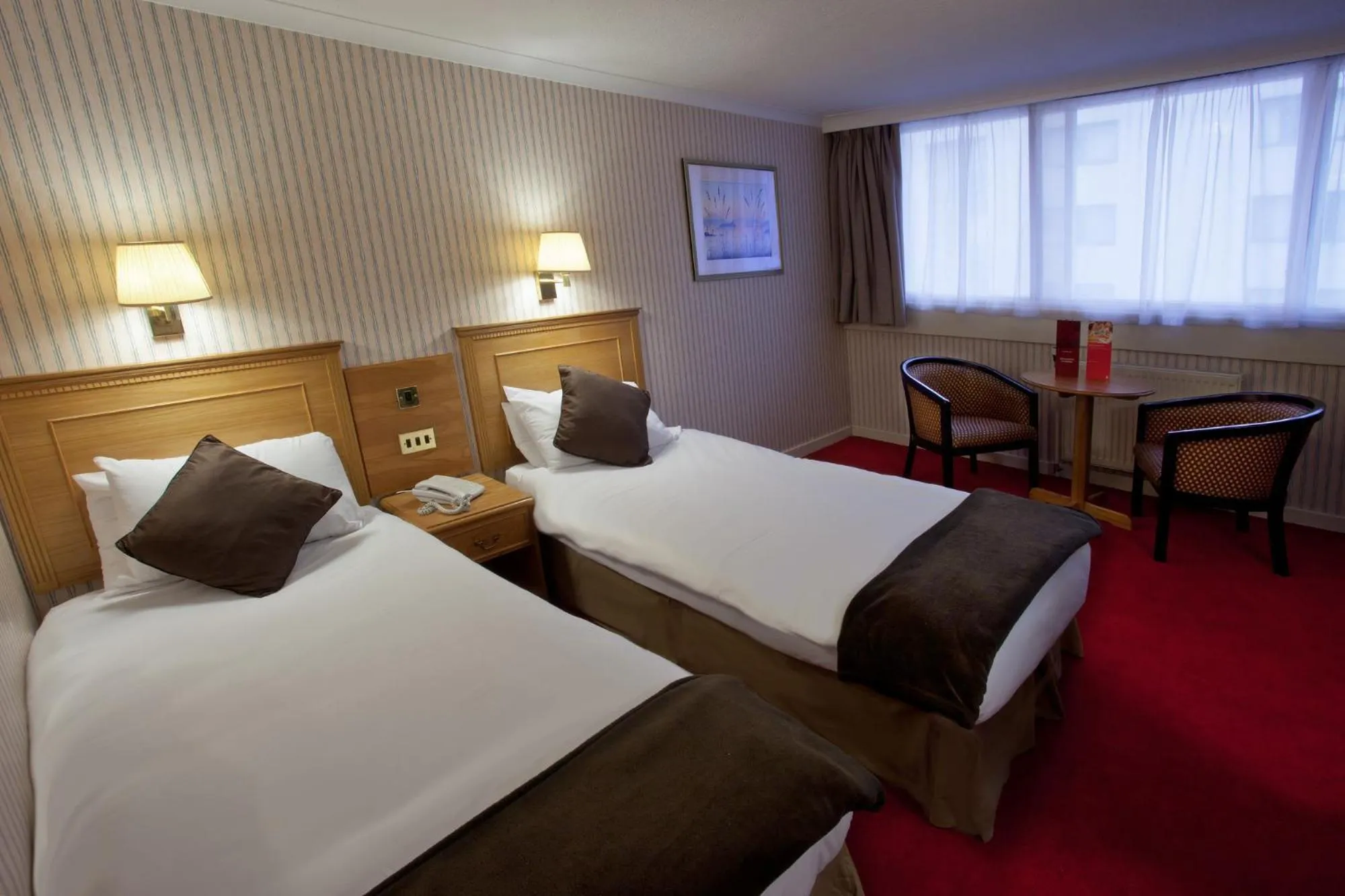 Bed in Britannia Hotel Coventry