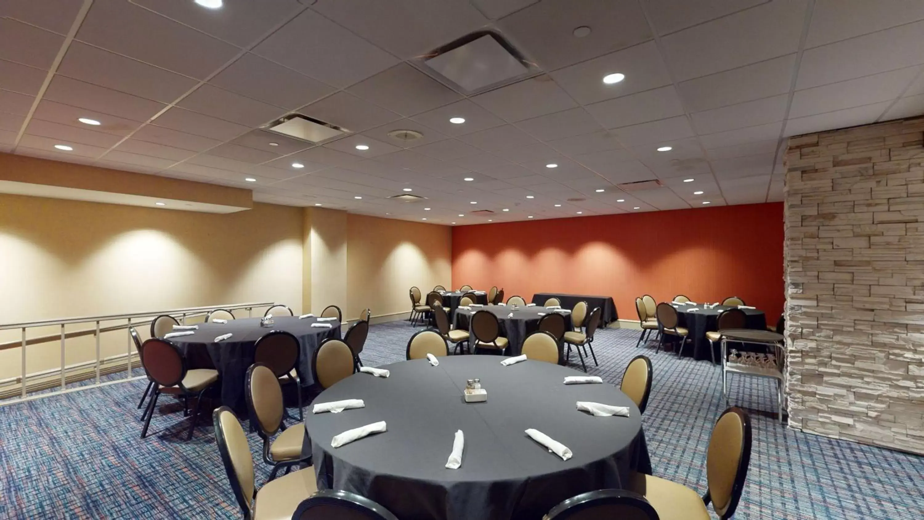 Meeting/conference room in DoubleTree Boston North Shore Danvers