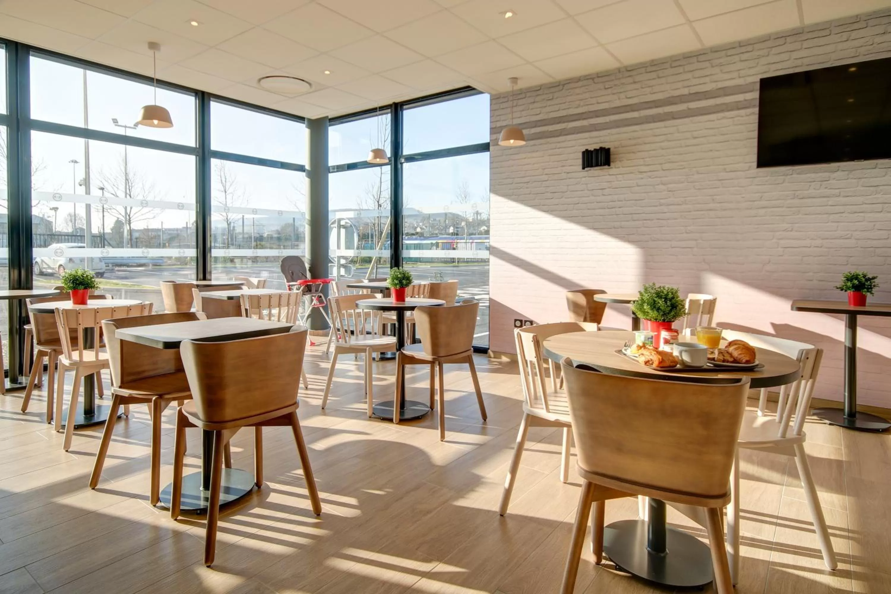 Buffet breakfast in B&B HOTEL Epernay