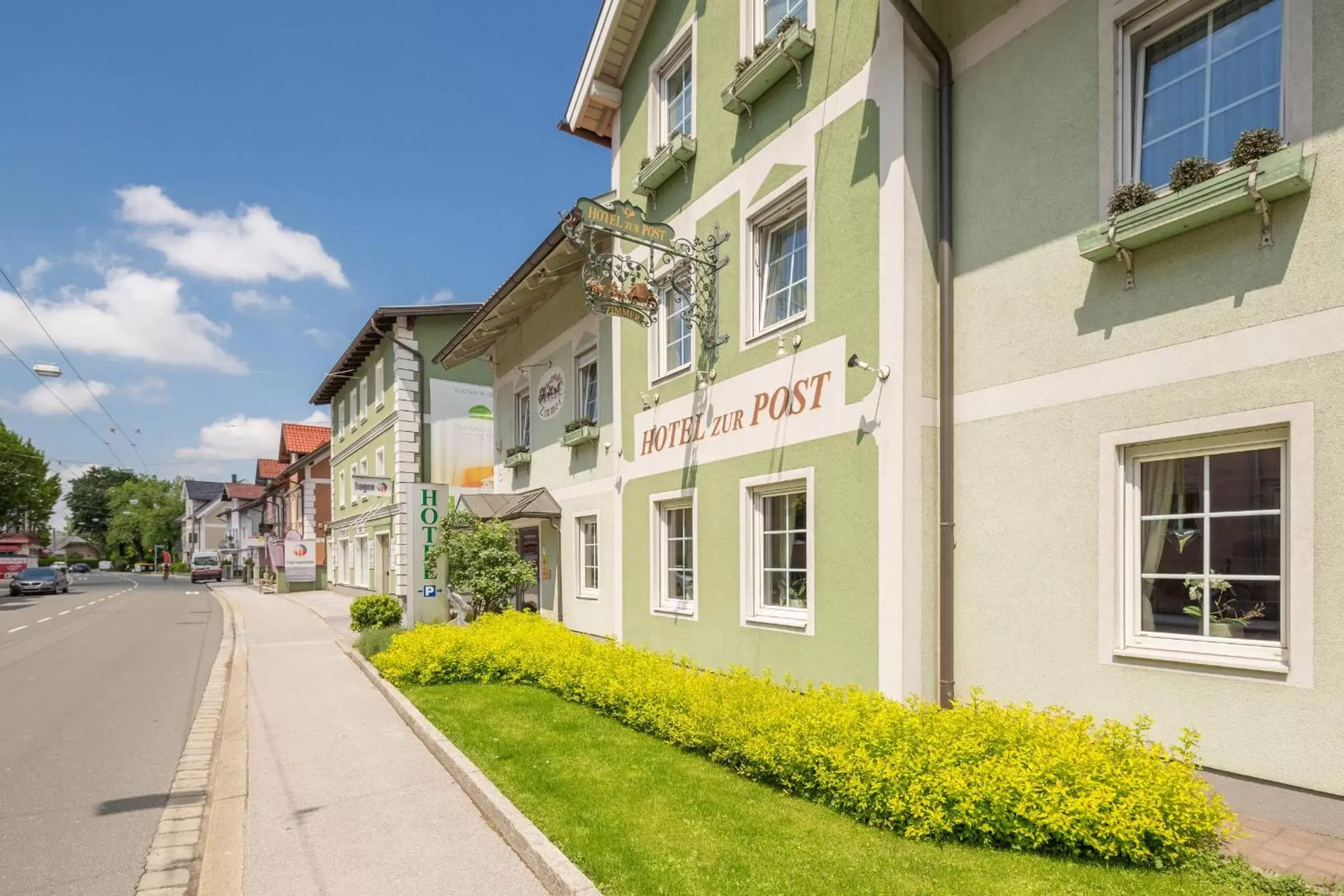 Facade/entrance, Property Building in Das Grüne Hotel zur Post - 100 % BIO