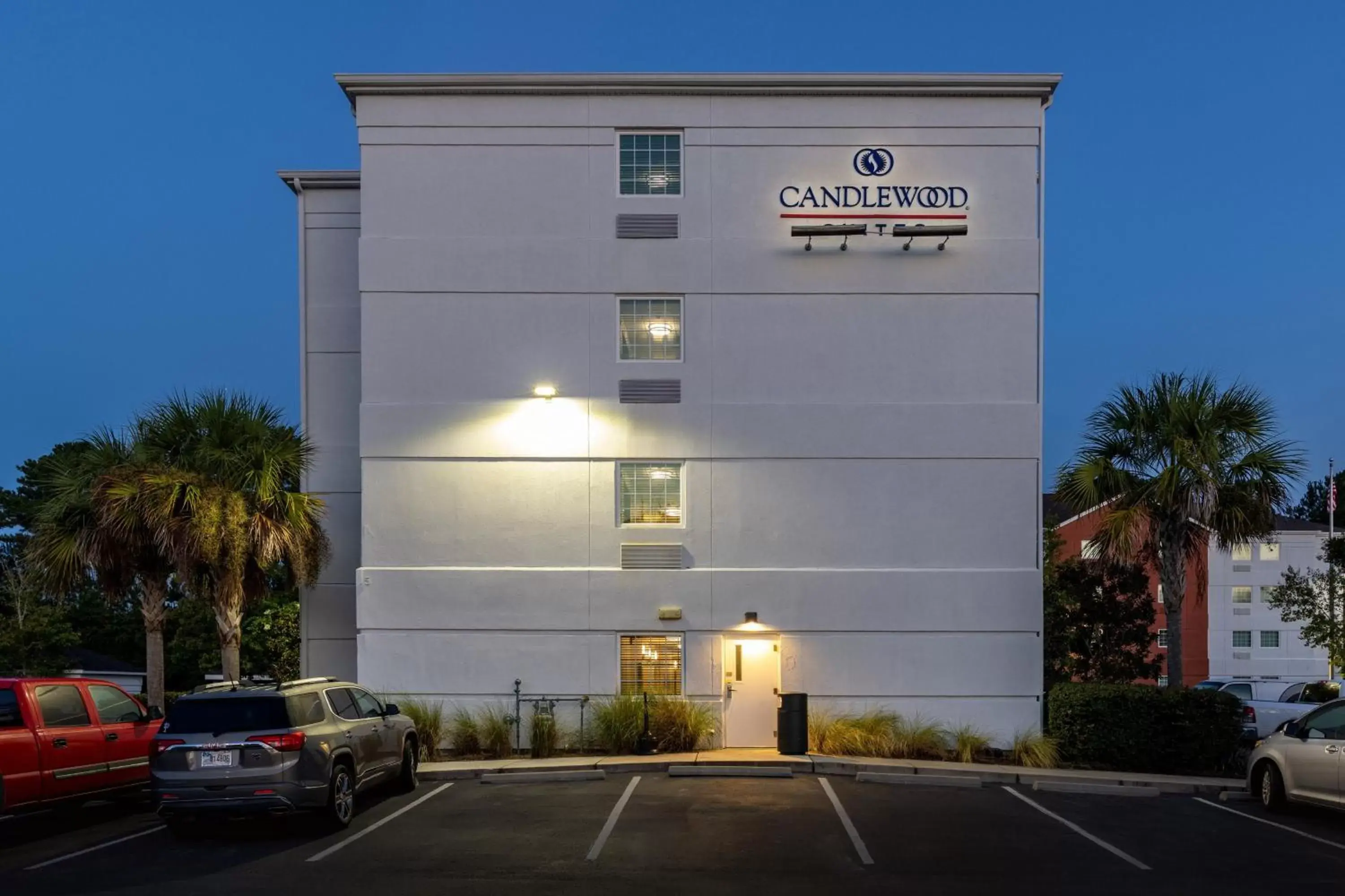 Property Building in Candlewood Suites - Bluffton-Hilton Head, an IHG Hotel