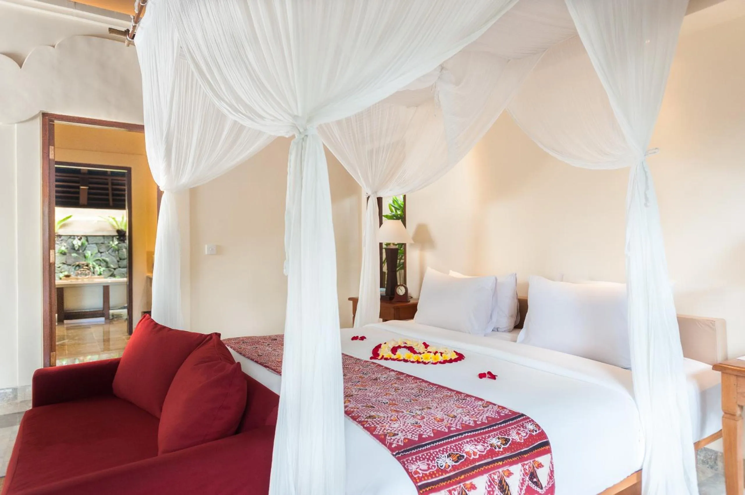 Bed in Komaneka at Monkey Forest Ubud