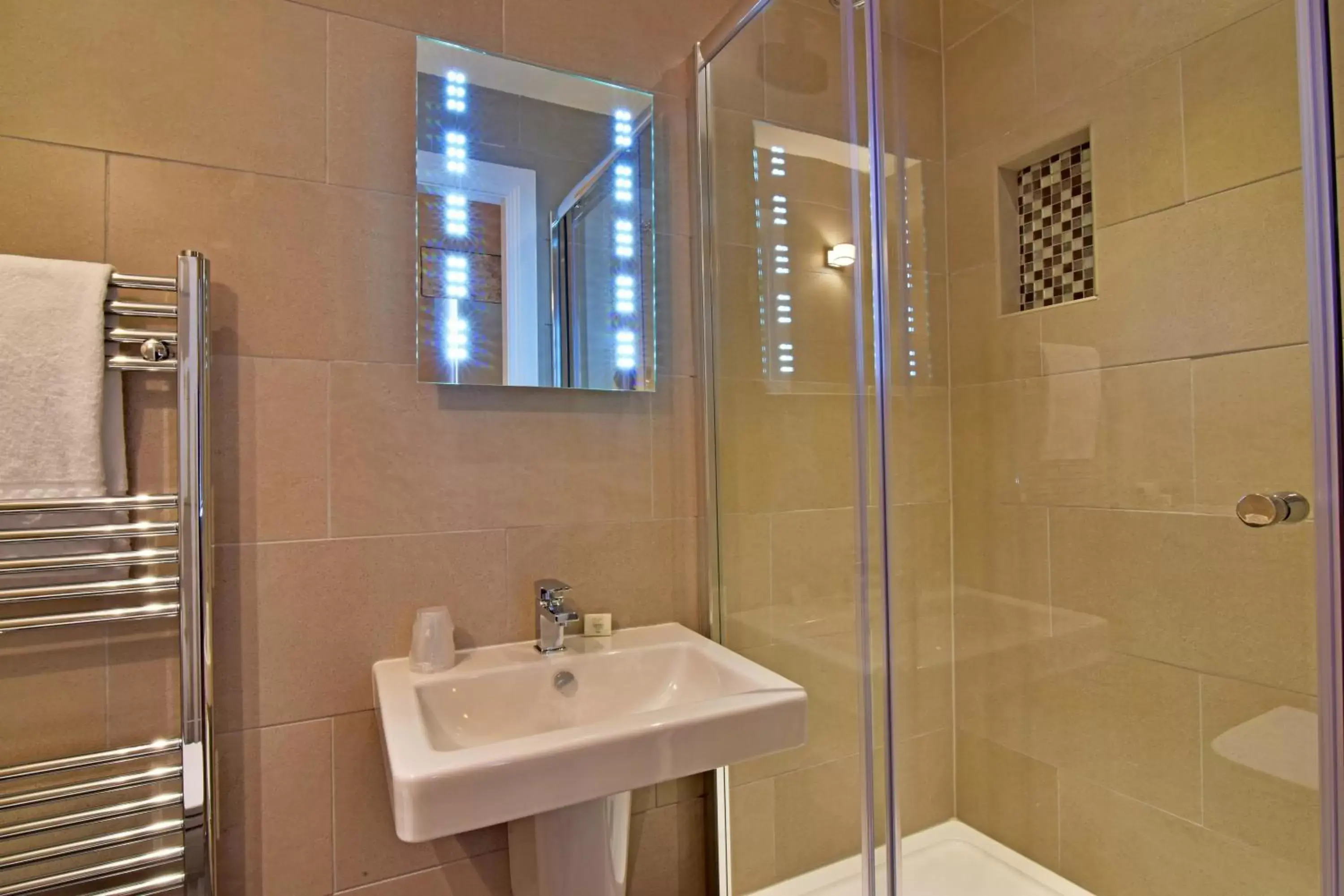 Shower, Bathroom in The Townhouse Aberfeldy