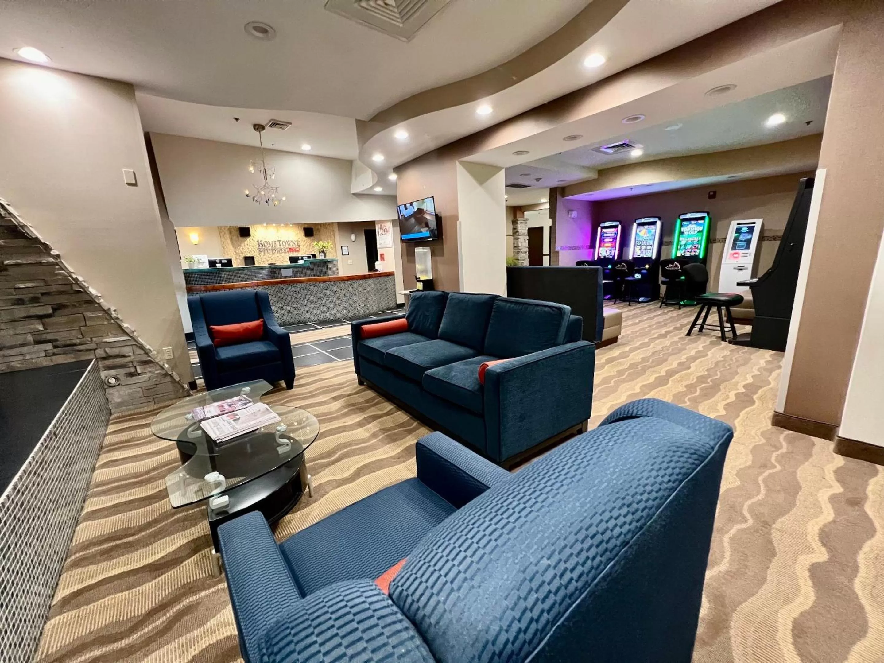 Lobby or reception in HomeTowne Studios & Suites by Red Roof Washington