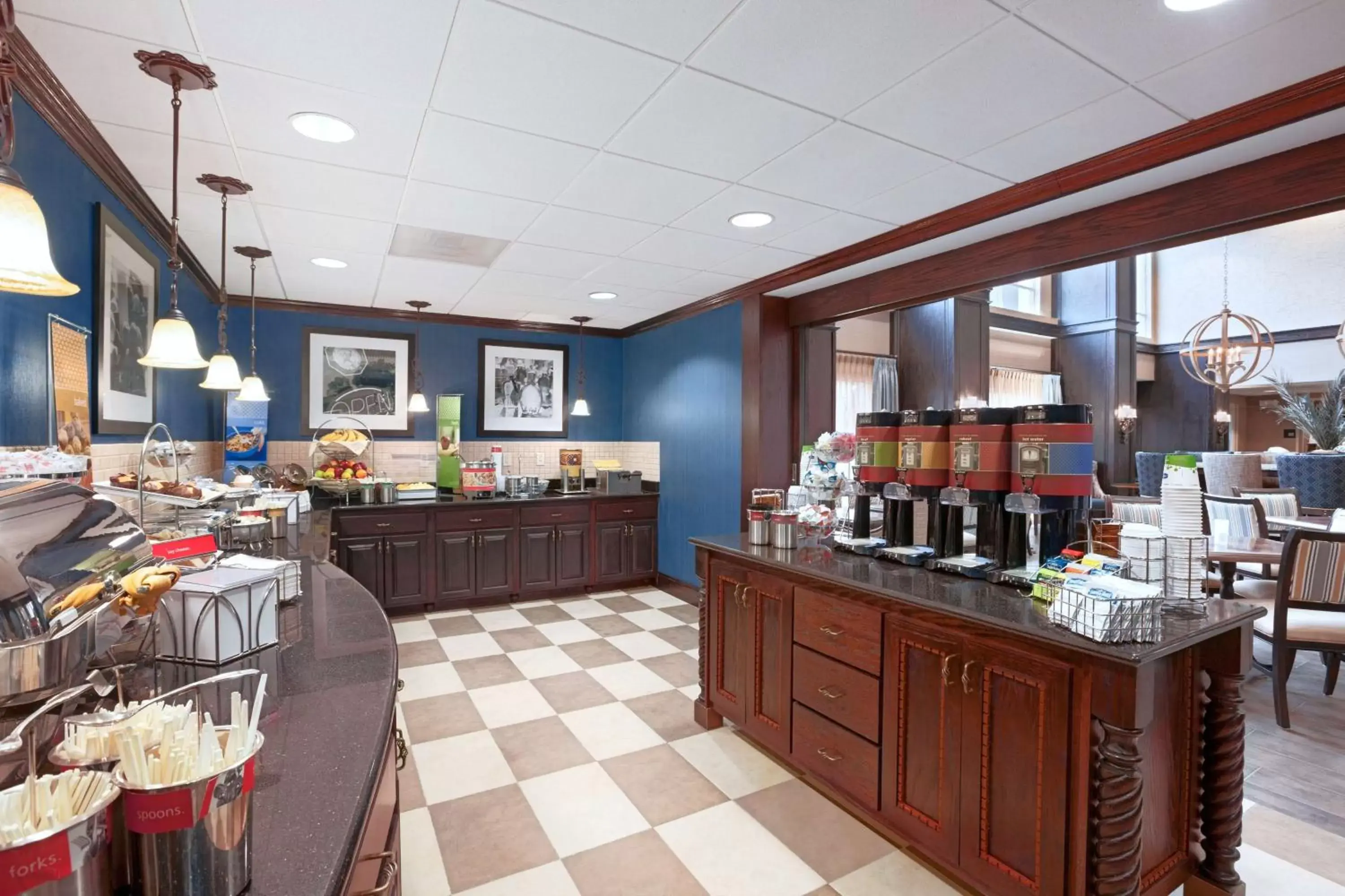 Dining area, Restaurant/Places to Eat in Hampton Inn & Suites Wells-Ogunquit