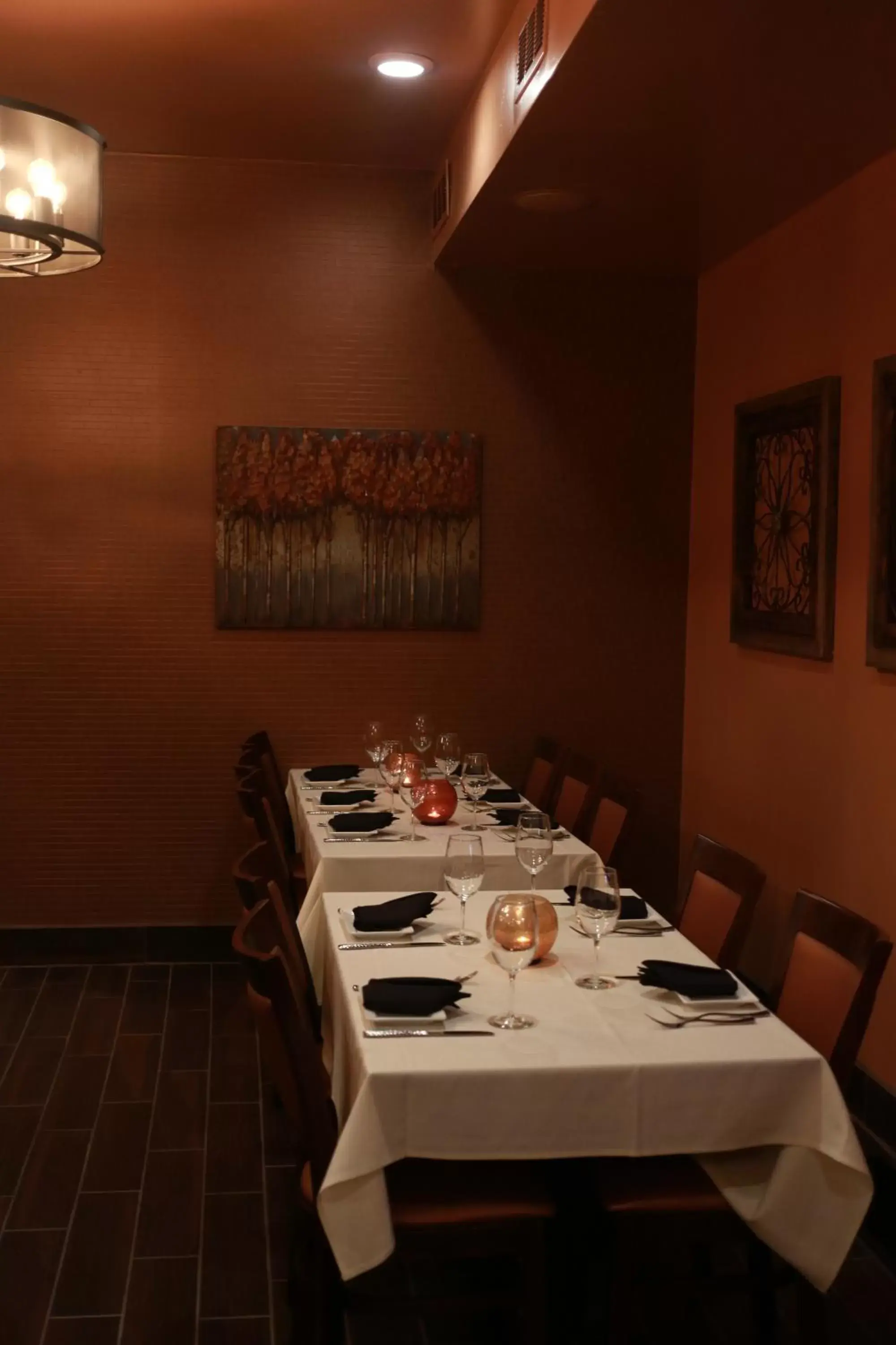 Restaurant/Places to Eat in Travelers Inn Manteca