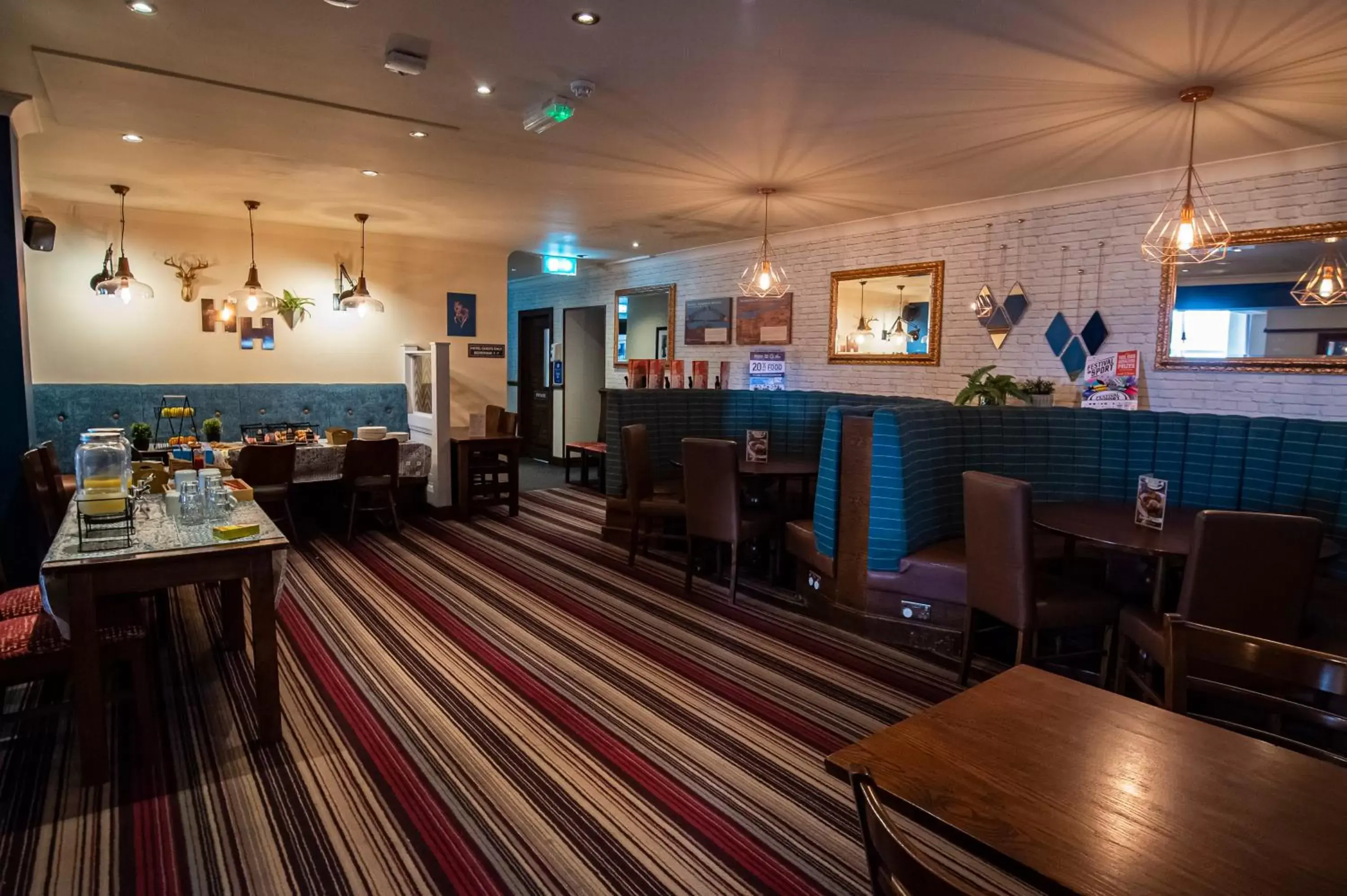 Restaurant/Places to Eat in Highfield Hotel