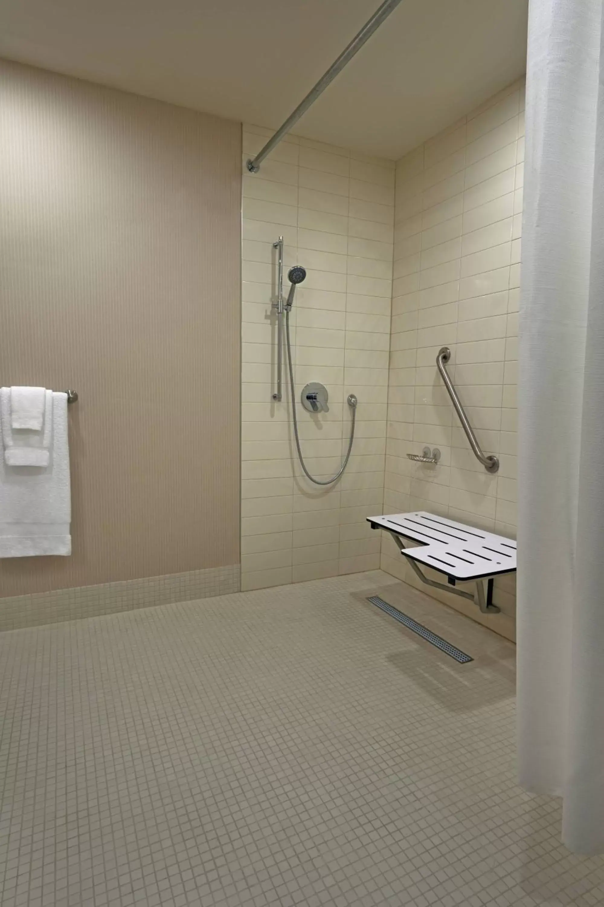 Bathroom in Delta Hotels by Marriott Toronto Airport & Conference Centre