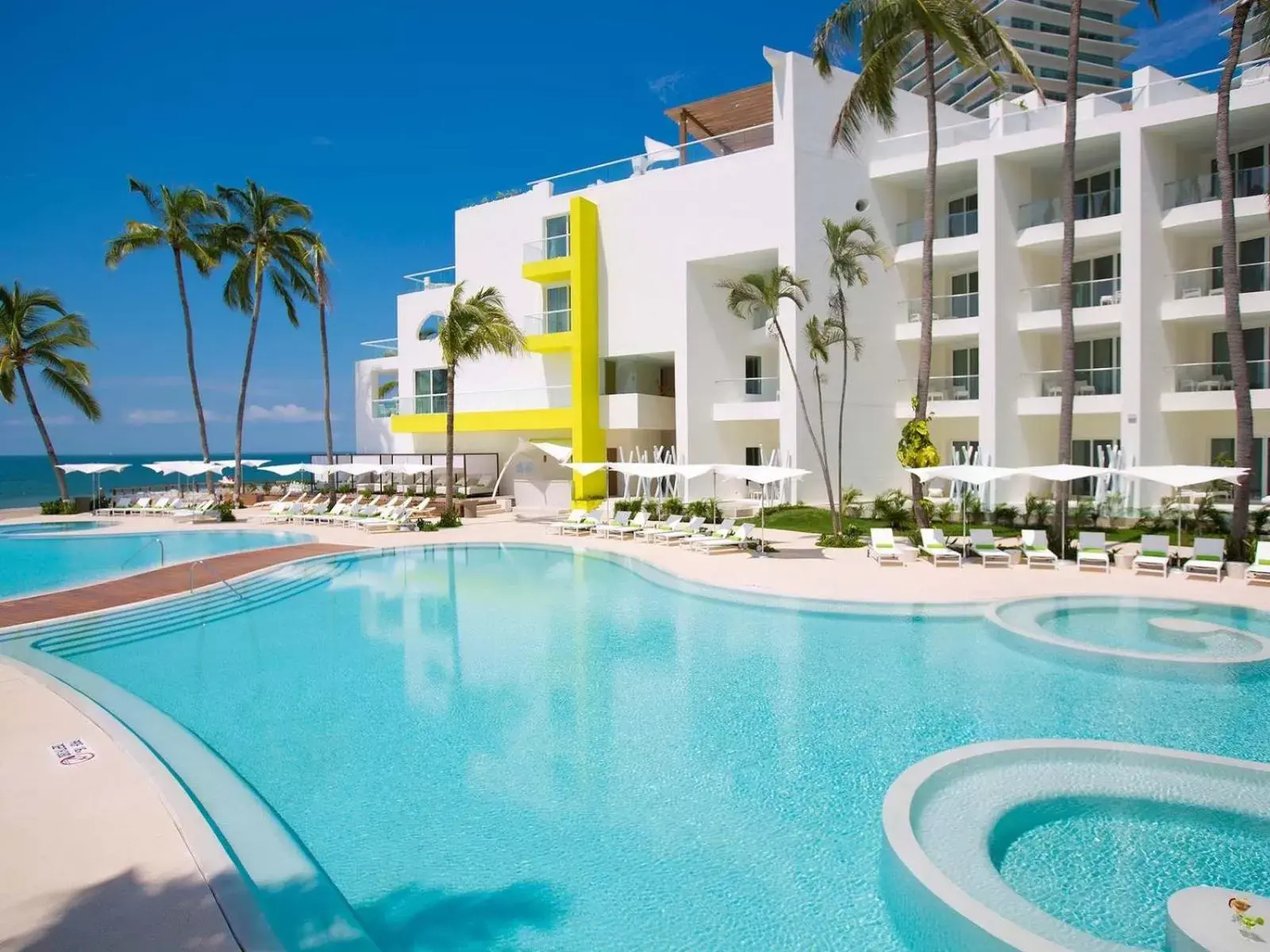 Swimming pool, Property Building in Krystal Grand Puerto Vallarta - All Inclusive