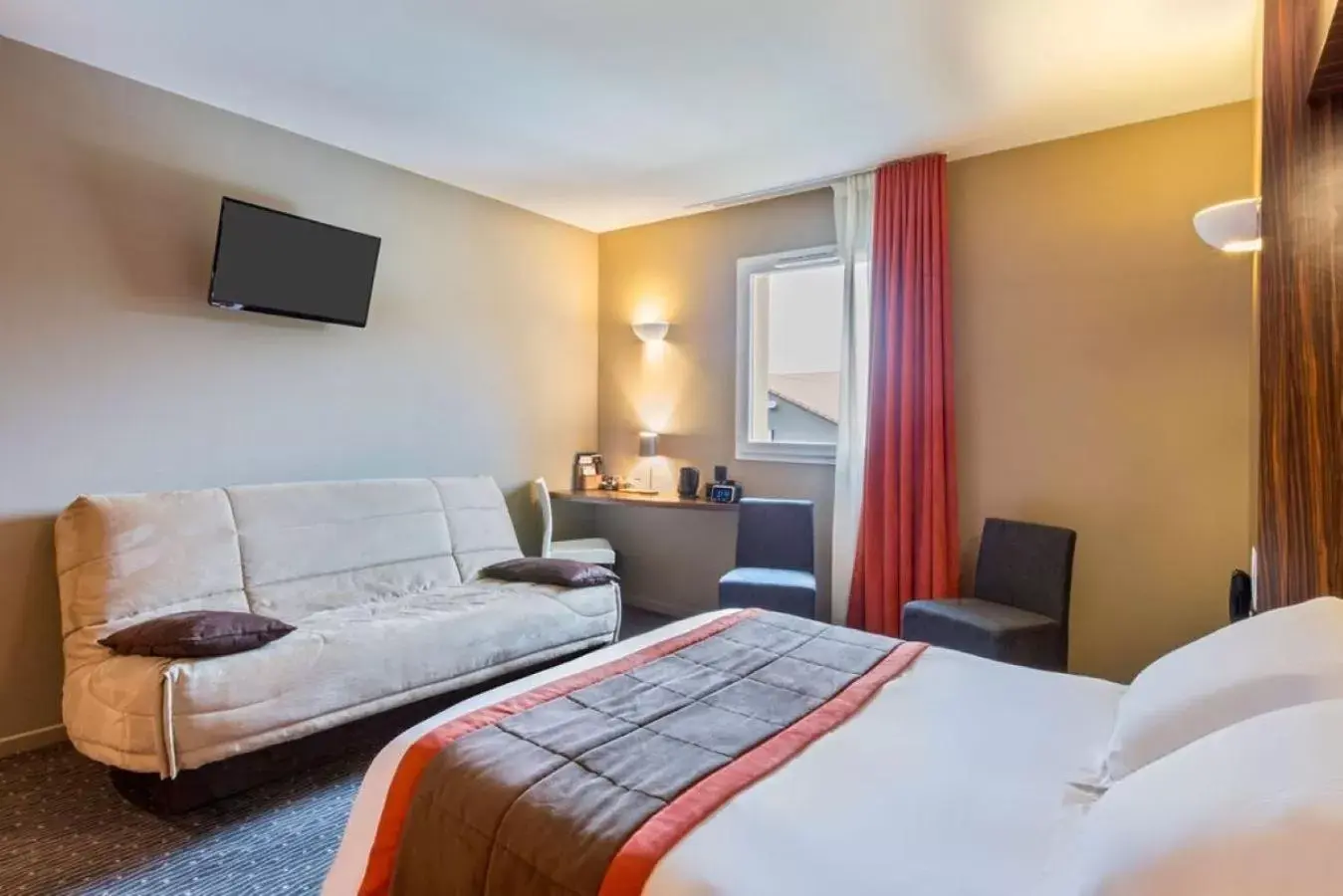 Bed in Best Western Hotel Nuit De Retz Nantes Sud