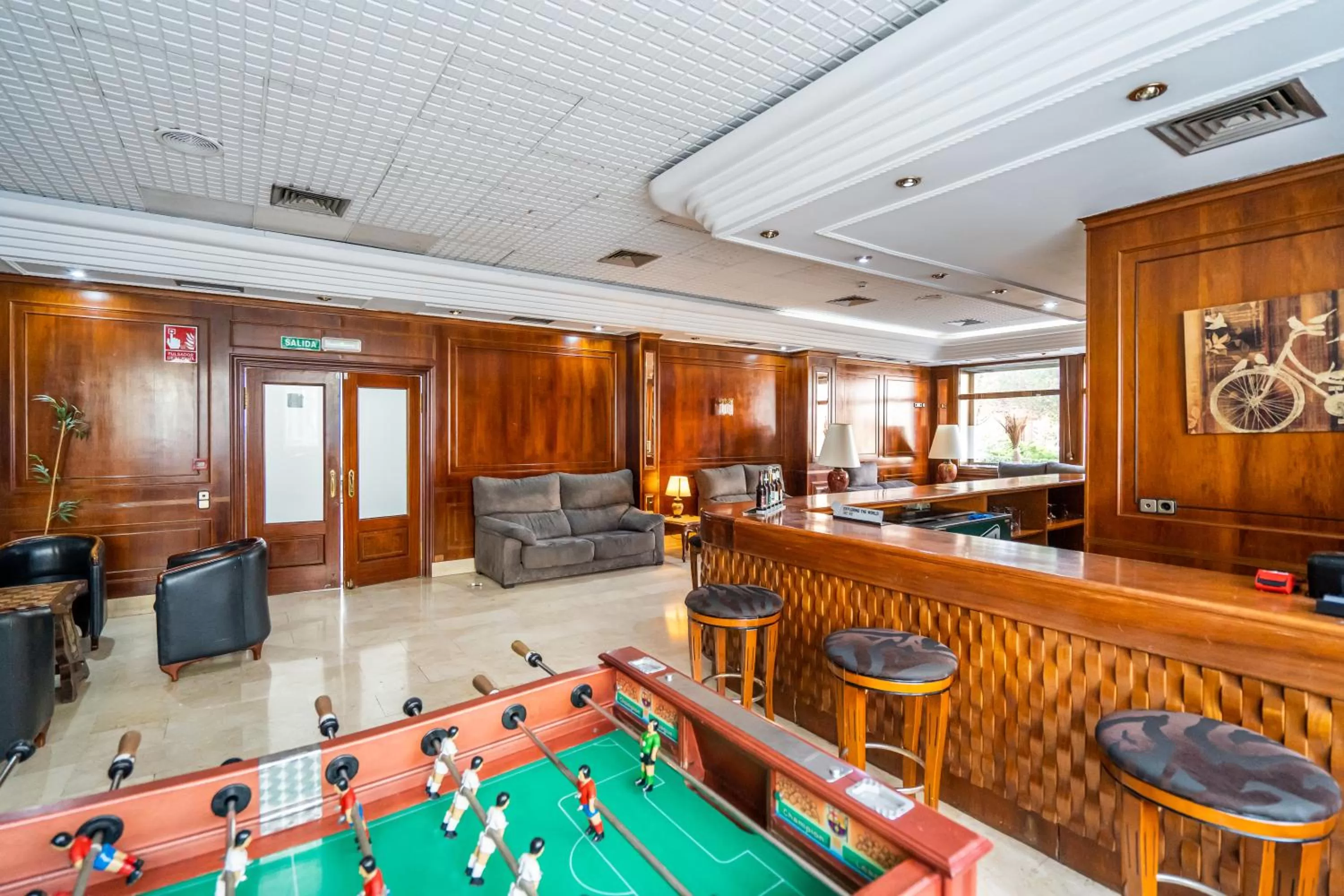 Lounge or bar in Hotel Beleret