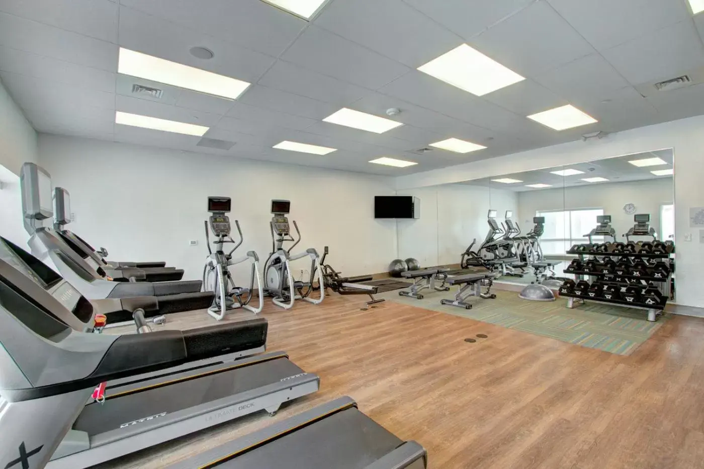 Fitness centre/facilities, Fitness Center/Facilities in Holiday Inn Express & Suites Charlotte Southwest, an IHG Hotel