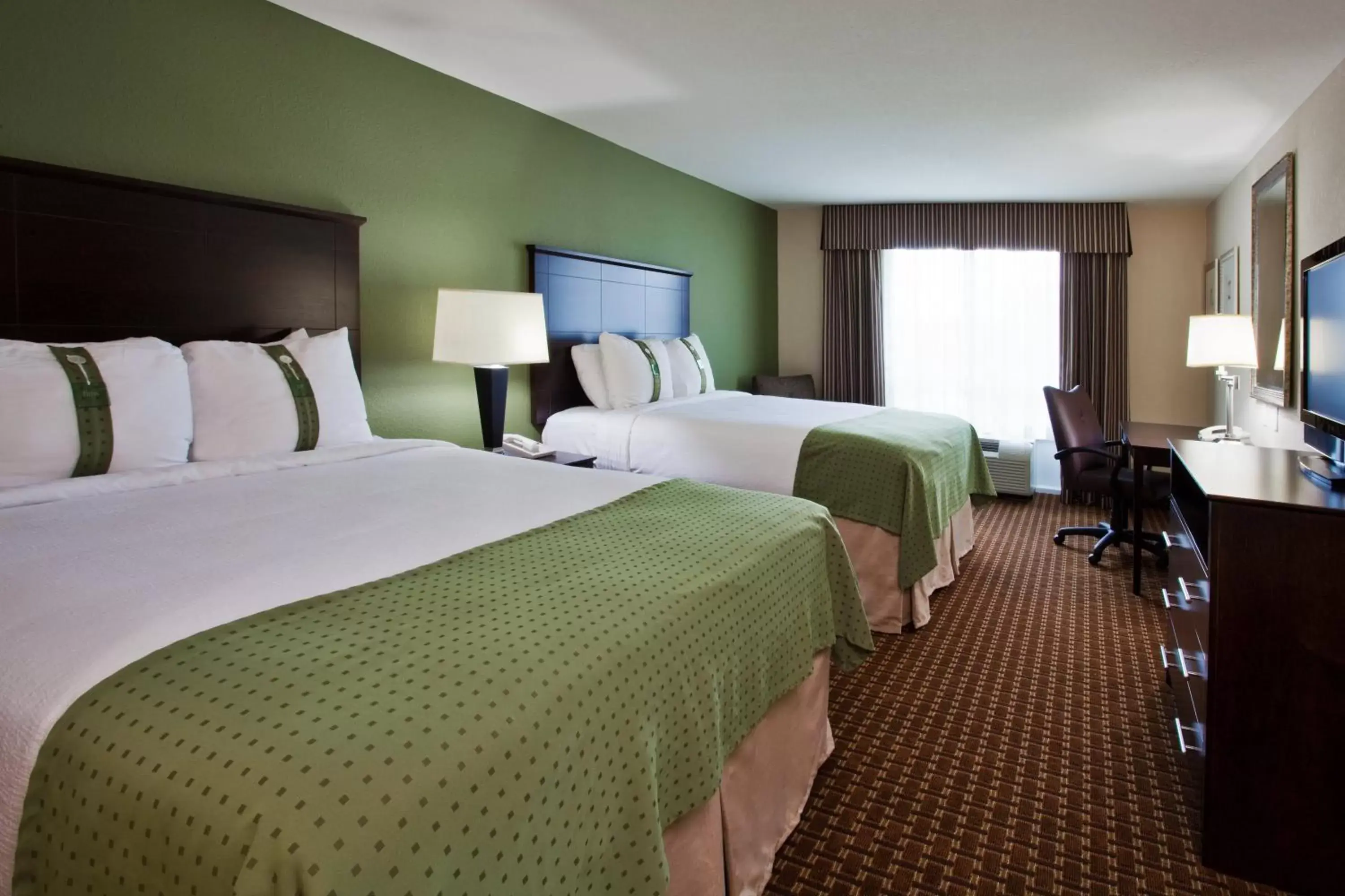 Photo of the whole room, Bed in Holiday Inn Daytona Beach LPGA Boulevard, an IHG Hotel