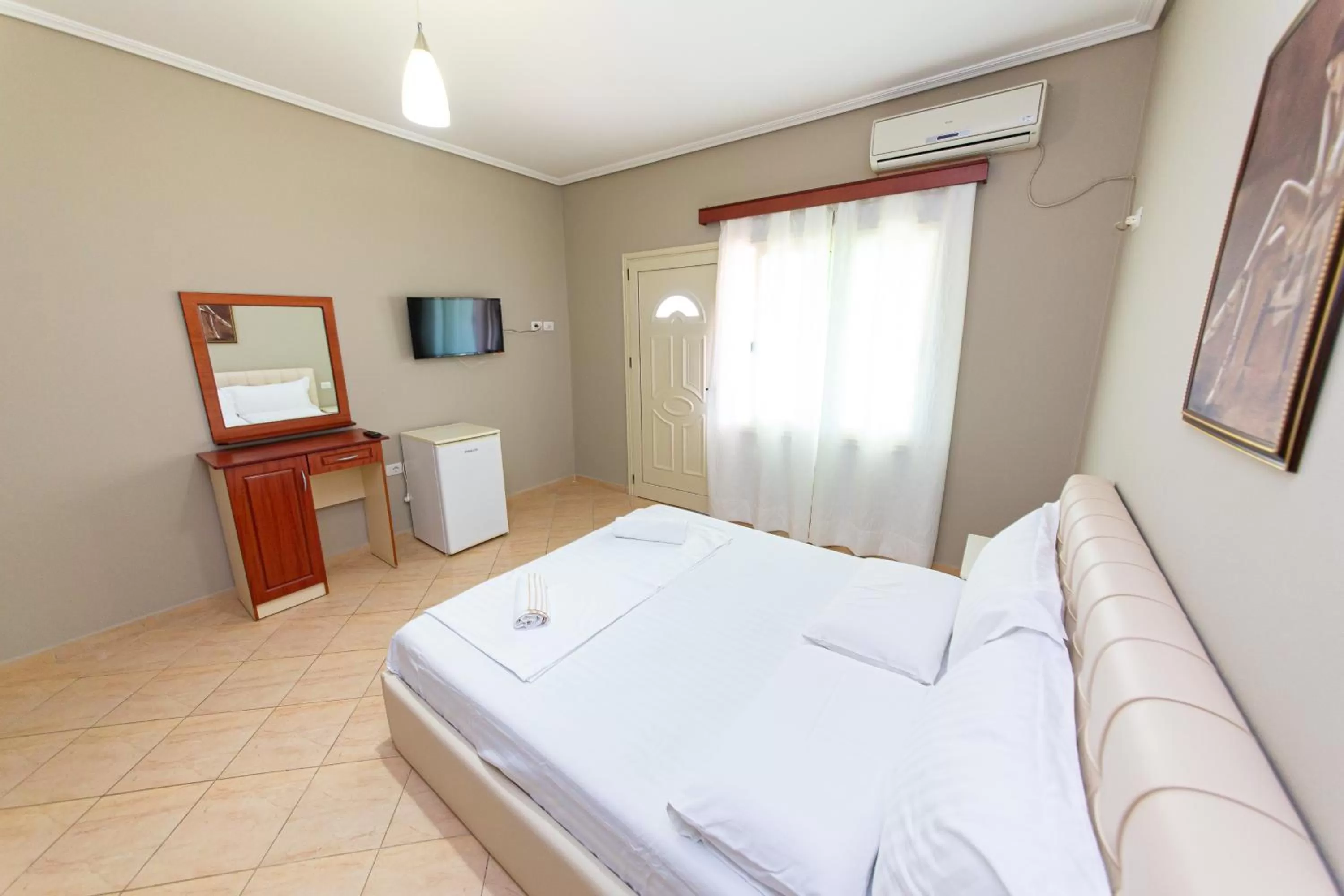 Bedroom, Bed in Hotel Roi