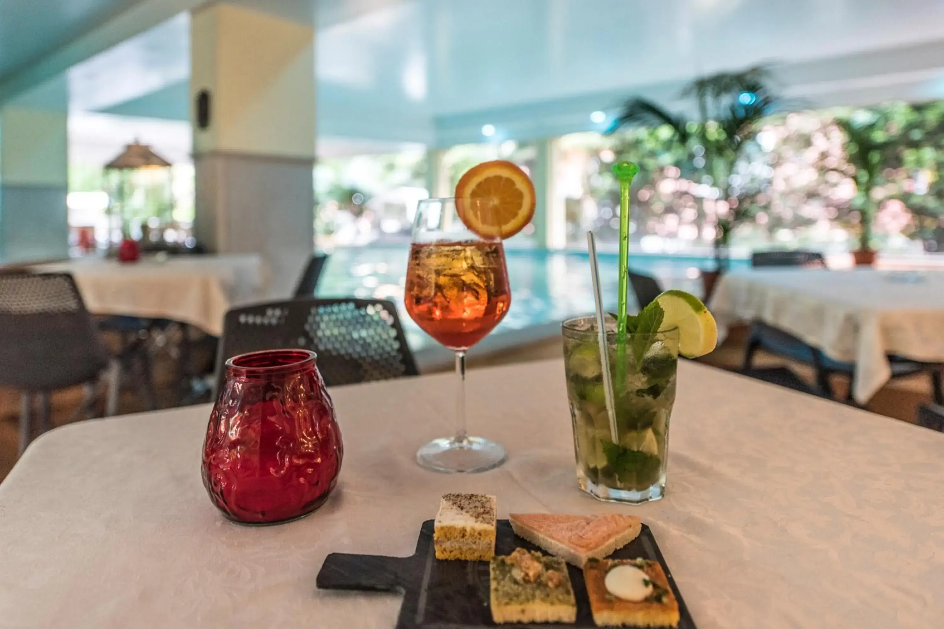 Food and drinks in Admiral Hotel Villa Erme
