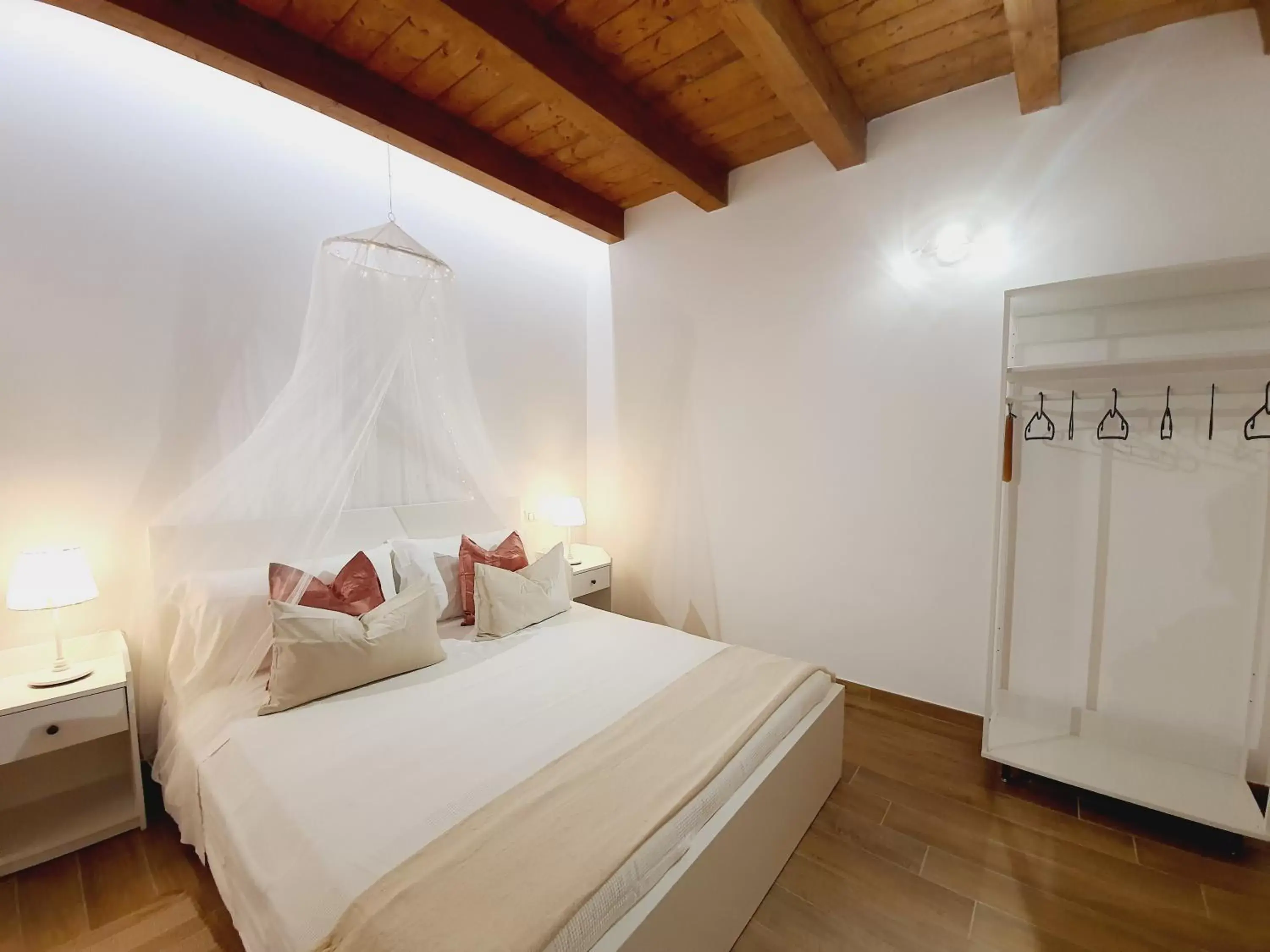 Bed in Casa Ludo - Fondi Vertice Rooms