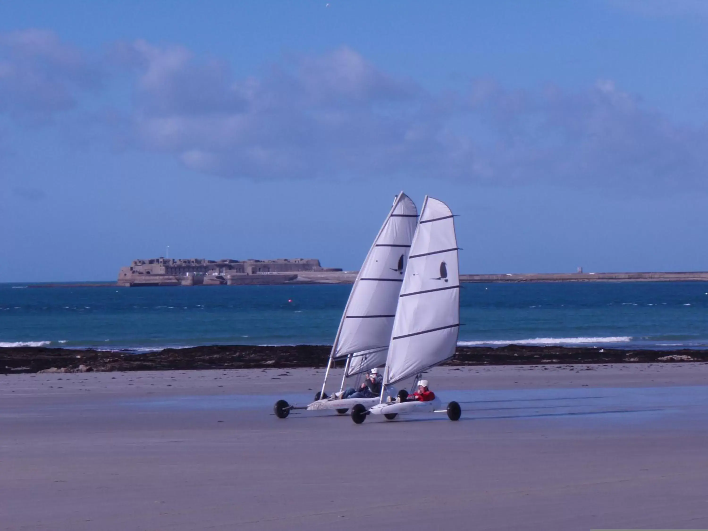 Beach in ibis Cherbourg La Glacerie