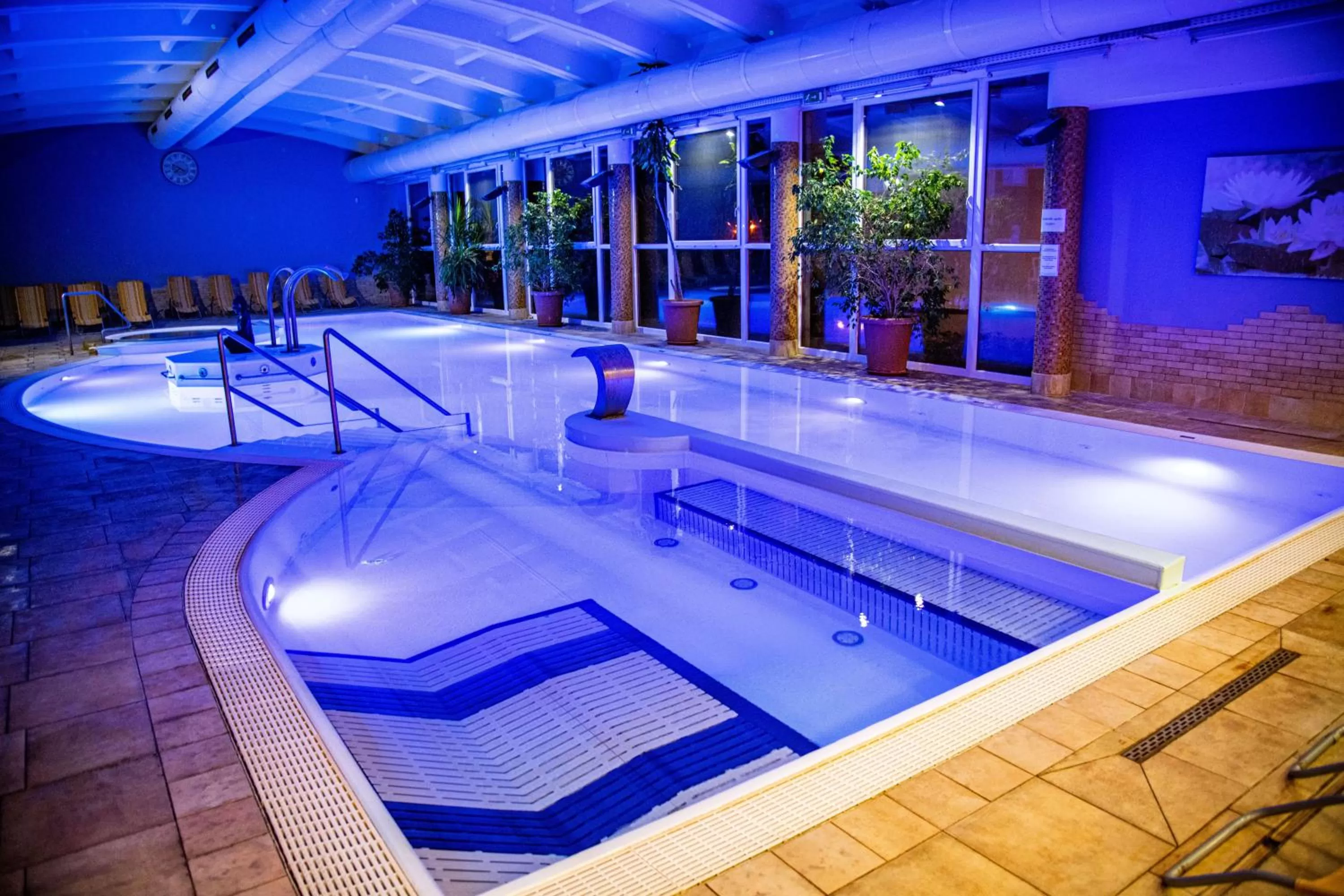 Swimming pool in Dráva Hotel Thermal Resort