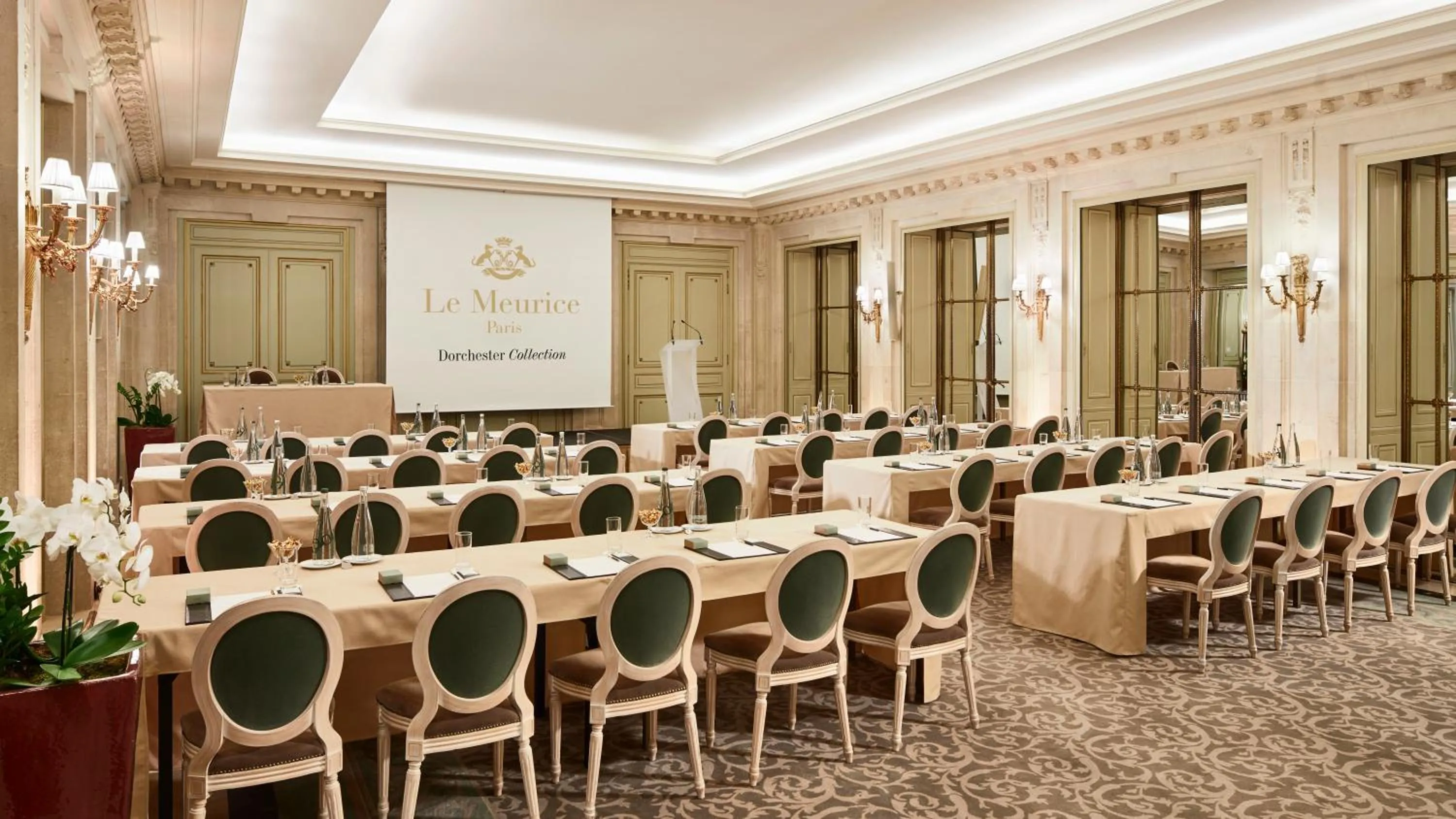 Meeting/conference room in Le Meurice – Dorchester Collection