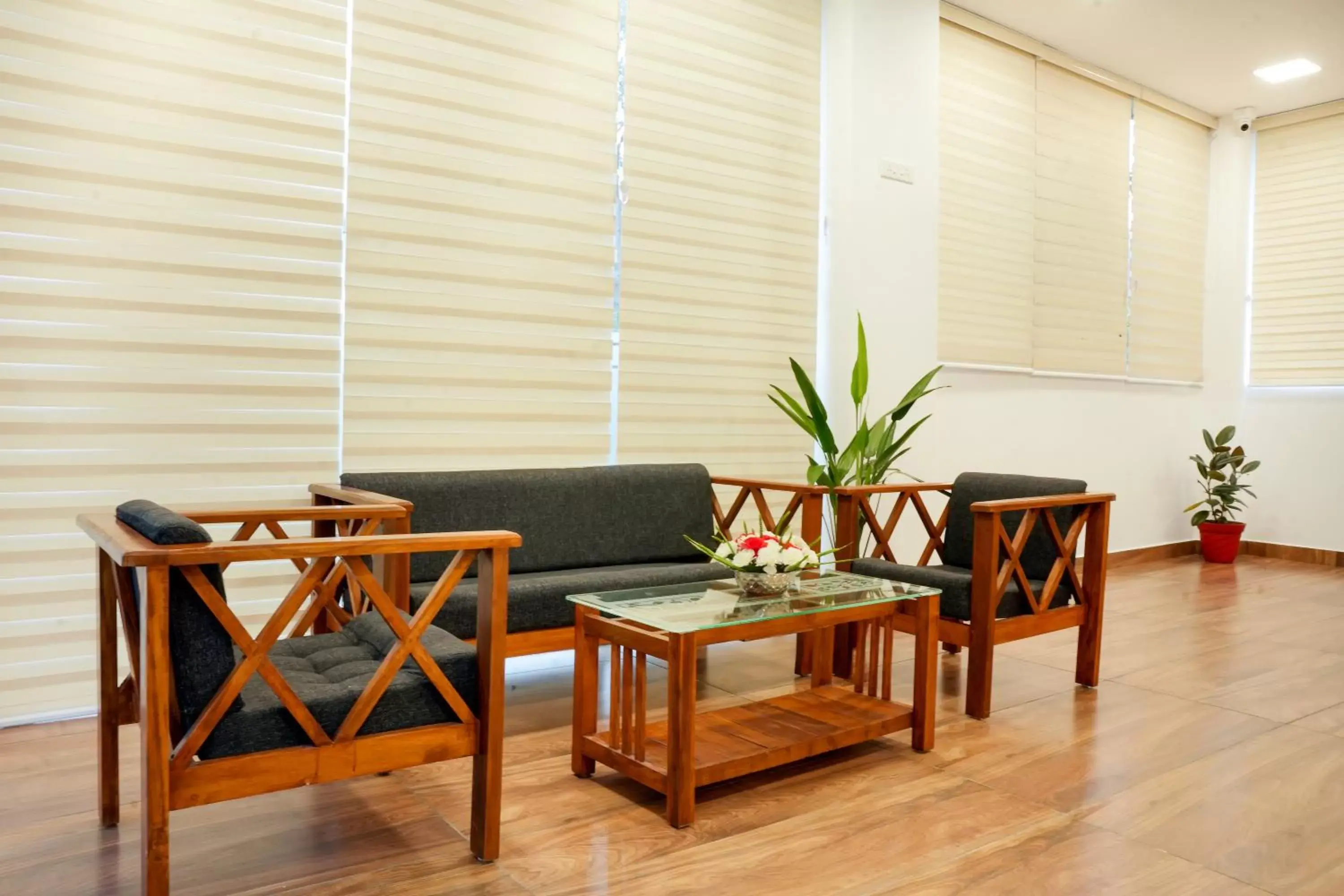 Lobby or reception in Misty Range Resorts Lobby or reception in Misty Range Resorts