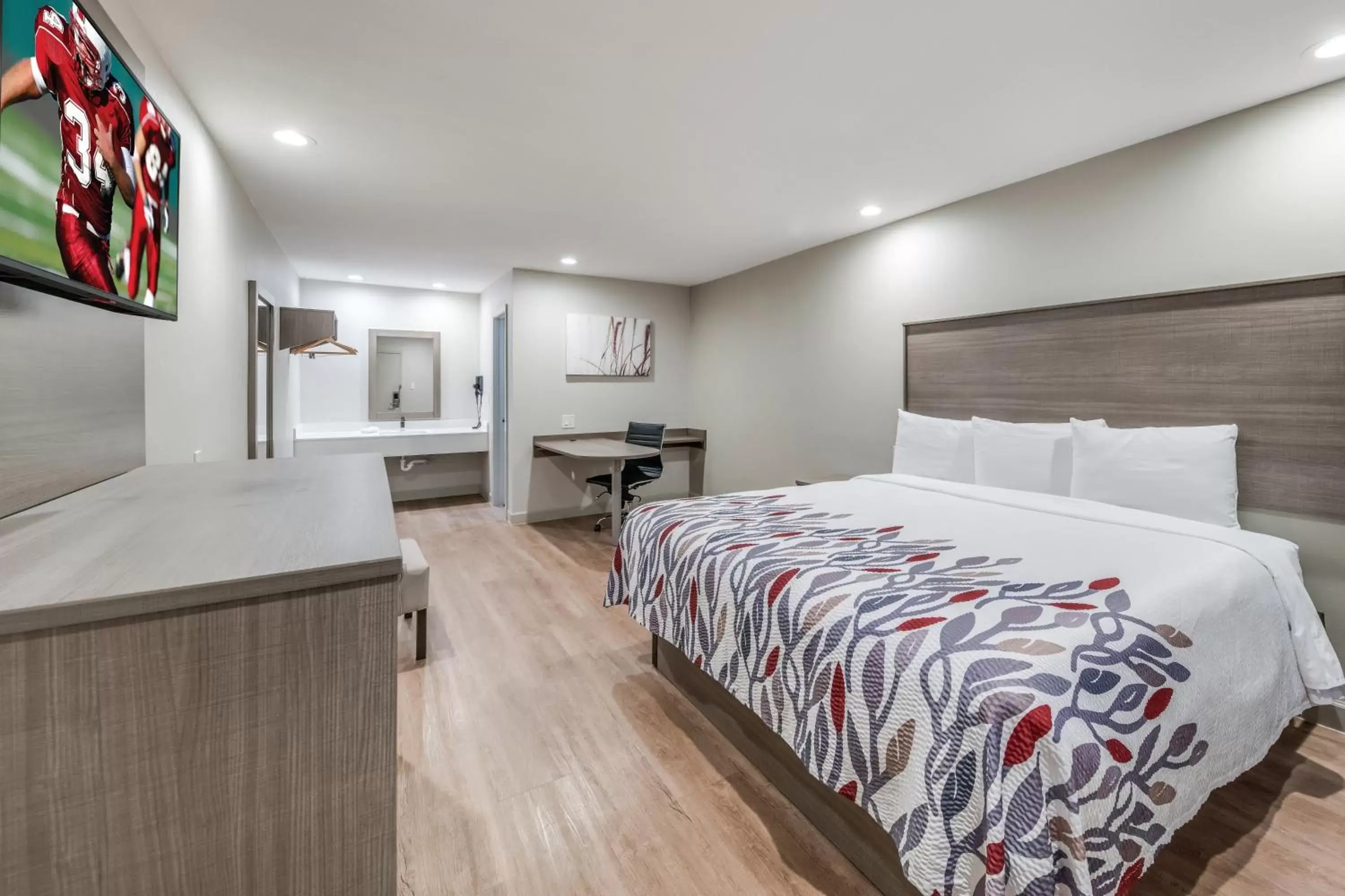 Photo of the whole room, Bed in Red Roof Inn Lewisville Photo of the whole room, Bed in Red Roof Inn Lewisville