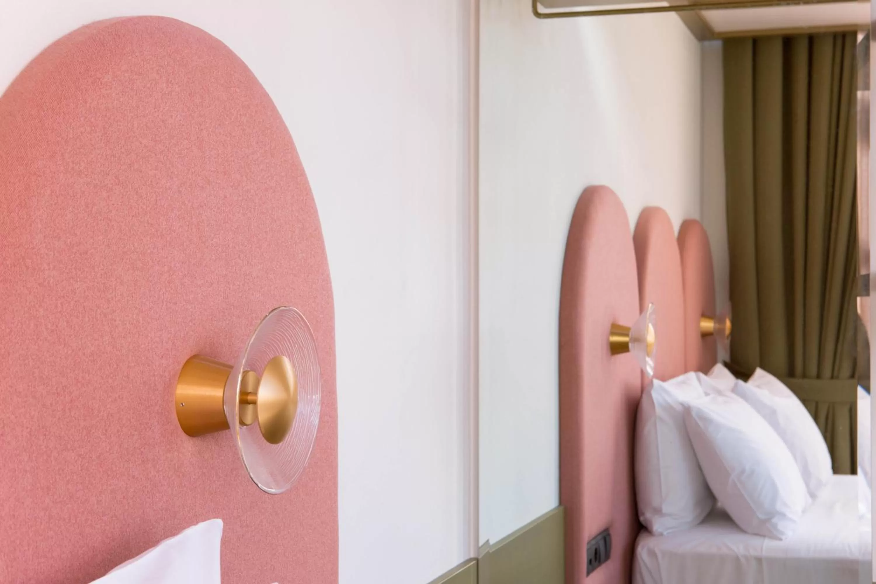 Bed in Neratze Hammam Suites