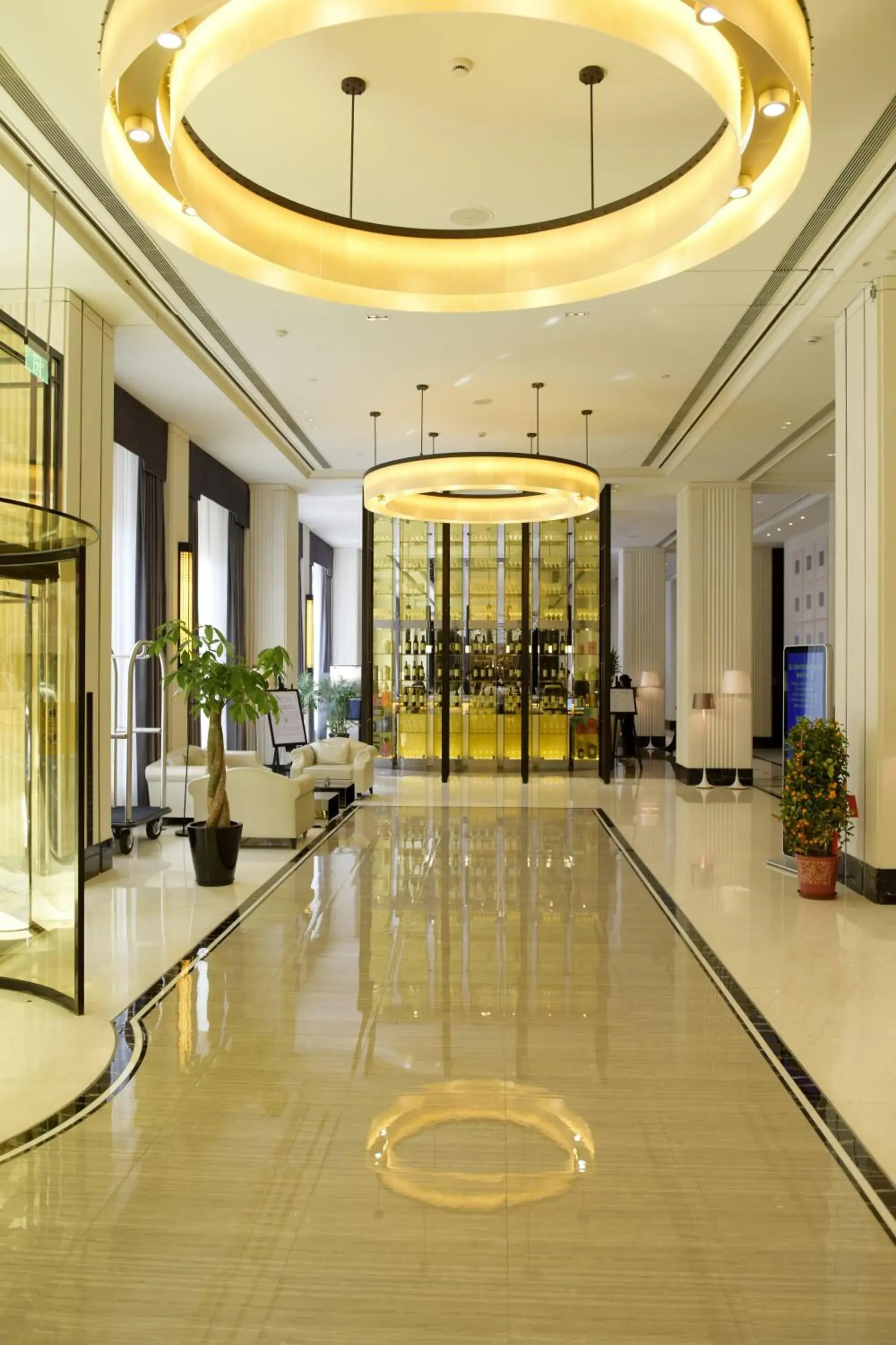 Lobby or reception, Lobby/Reception in Golden Tulip Bund New Asia