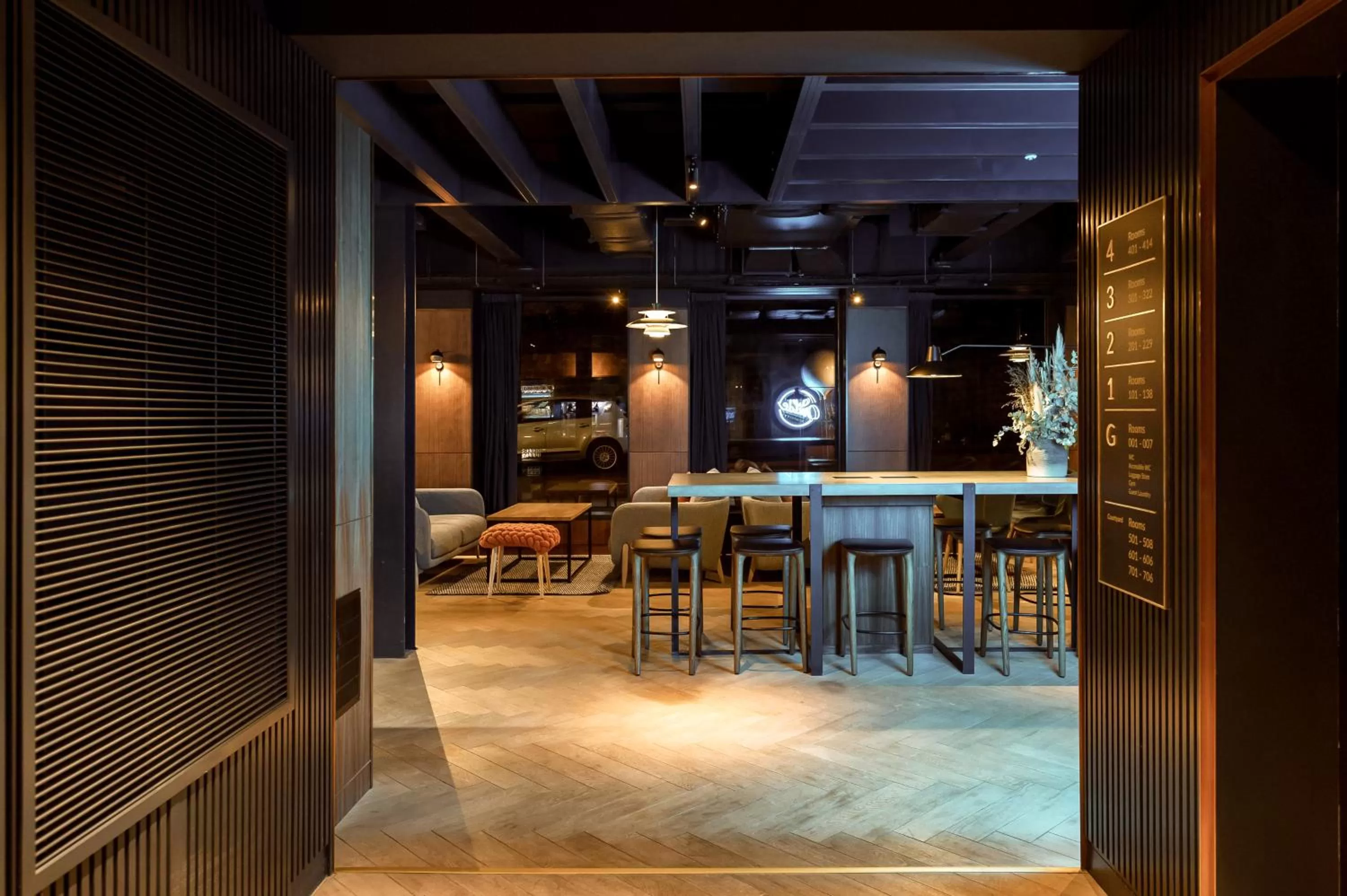 Lounge or bar in Wilde Aparthotels Edinburgh Grassmarket