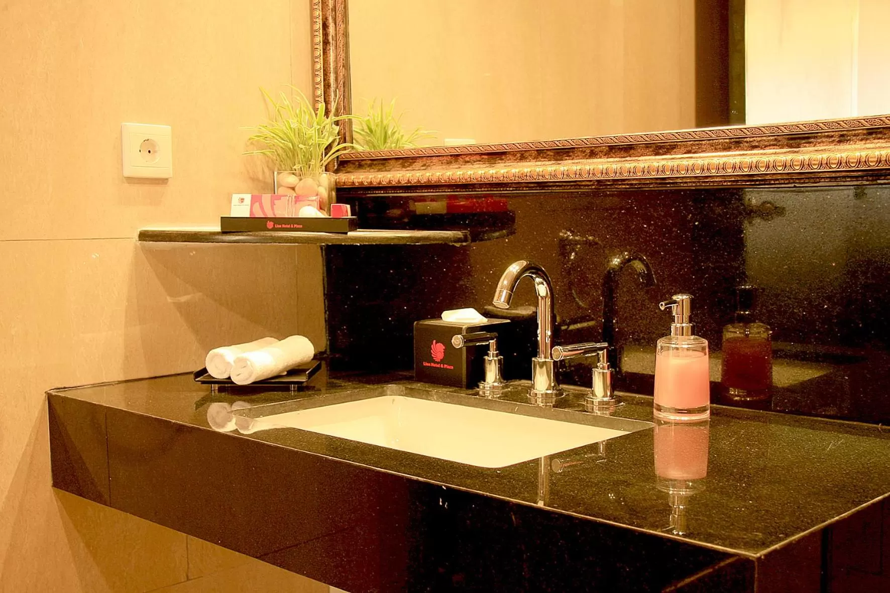 Bathroom in Lion Hotel & Plaza Manado